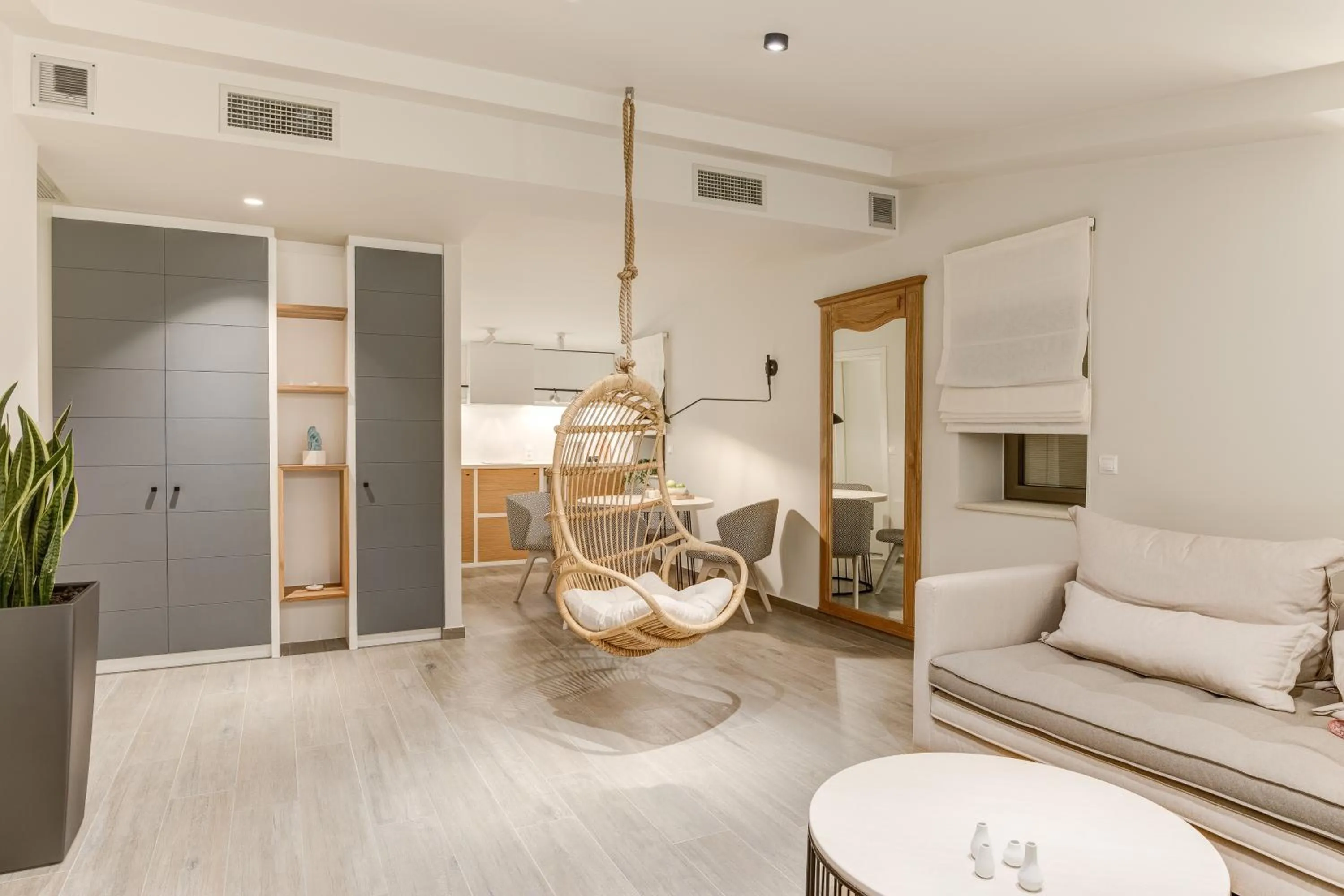 Anemolia Parga Suites