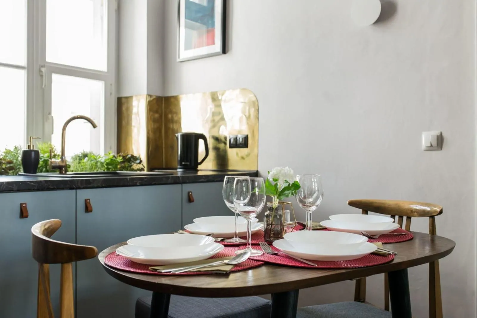 Kitchen or kitchenette in Aparthotel Nowy Świat 28