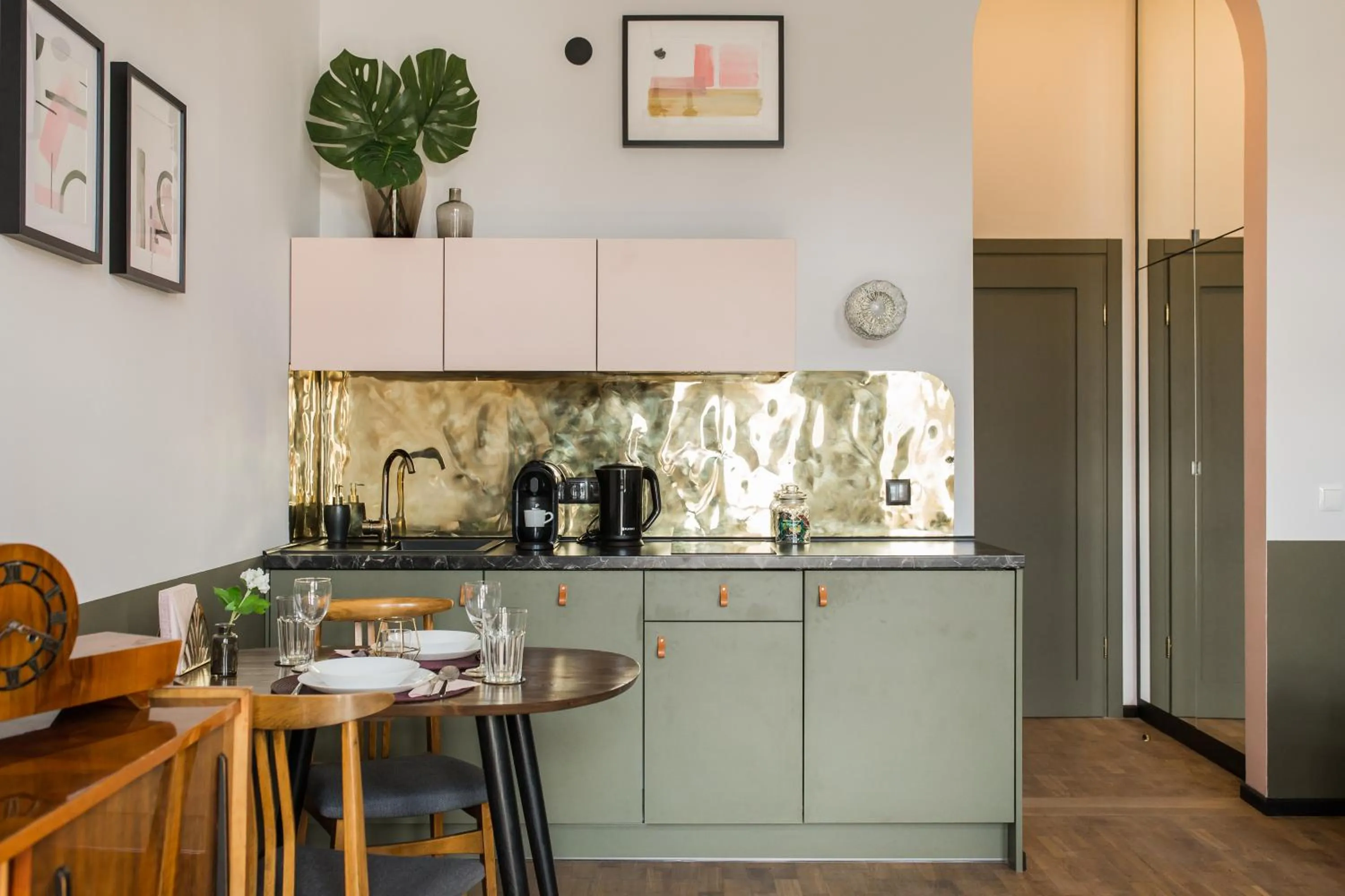 Coffee/tea facilities in Aparthotel Nowy Świat 28