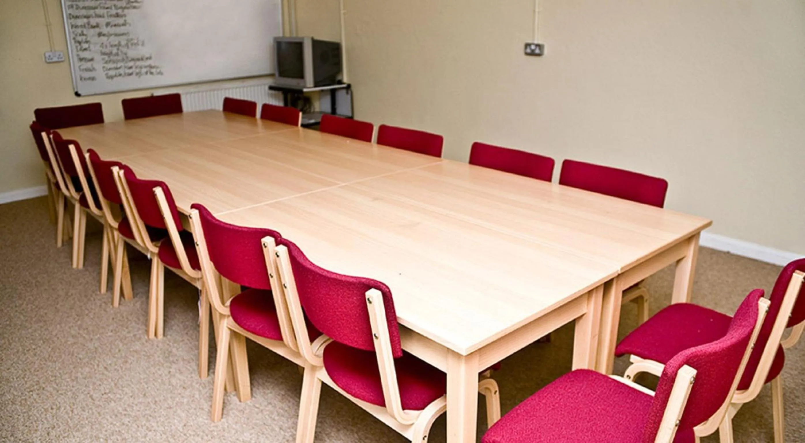 Meeting/conference room in YHA Streatley on Thames
