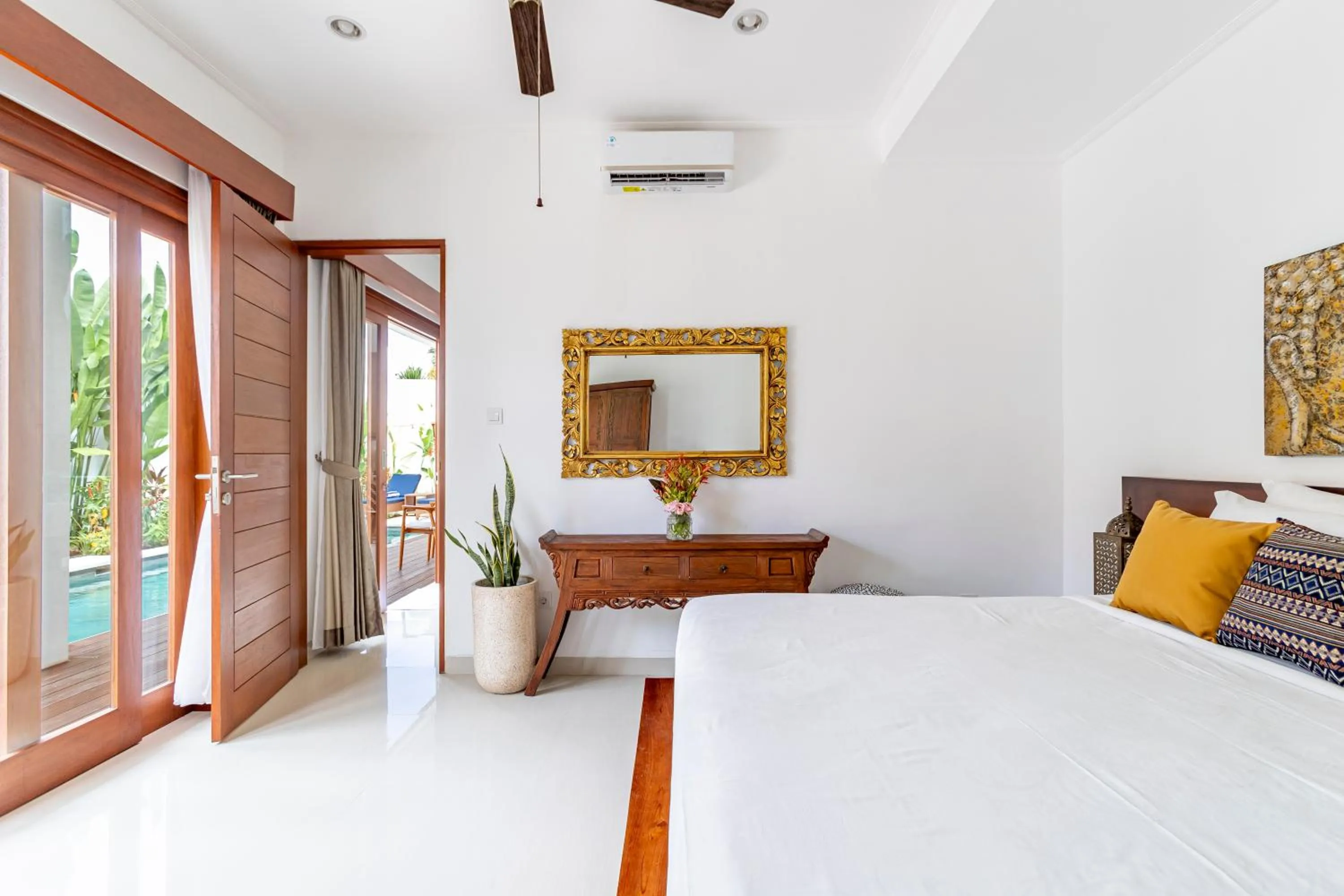 Bed in Kubu Gajah Villas