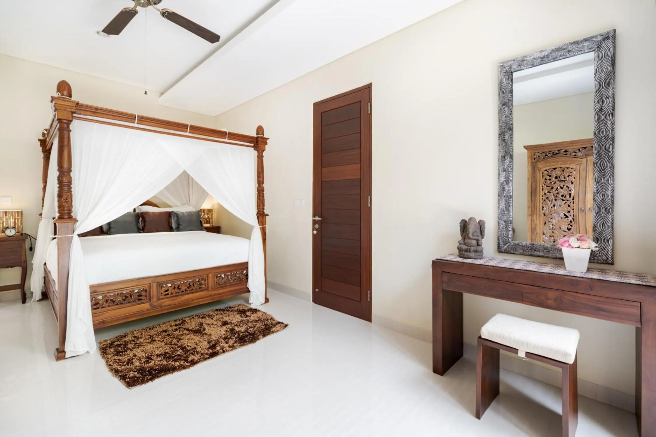 Bed in Kubu Gajah Villas