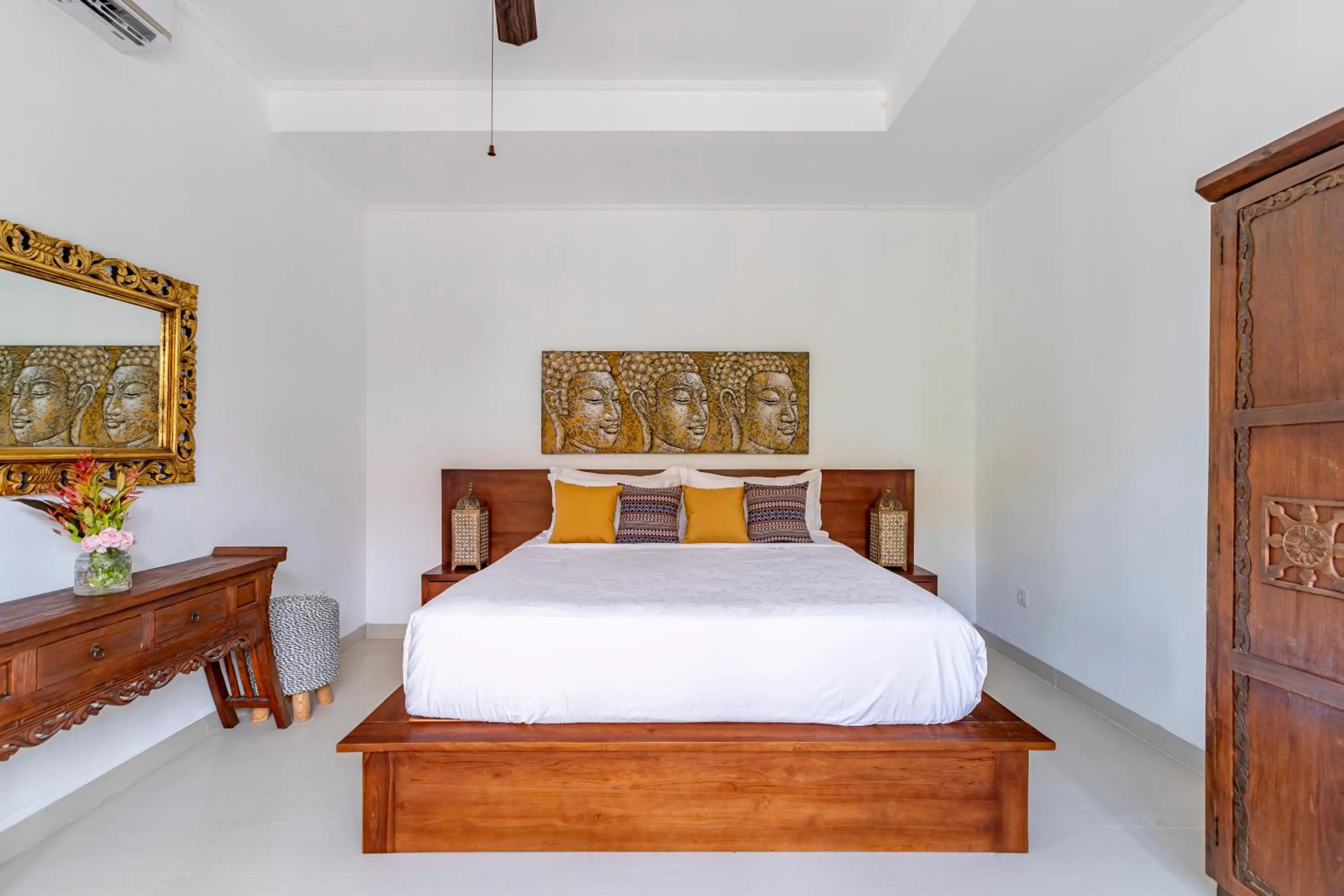 Bed in Kubu Gajah Villas