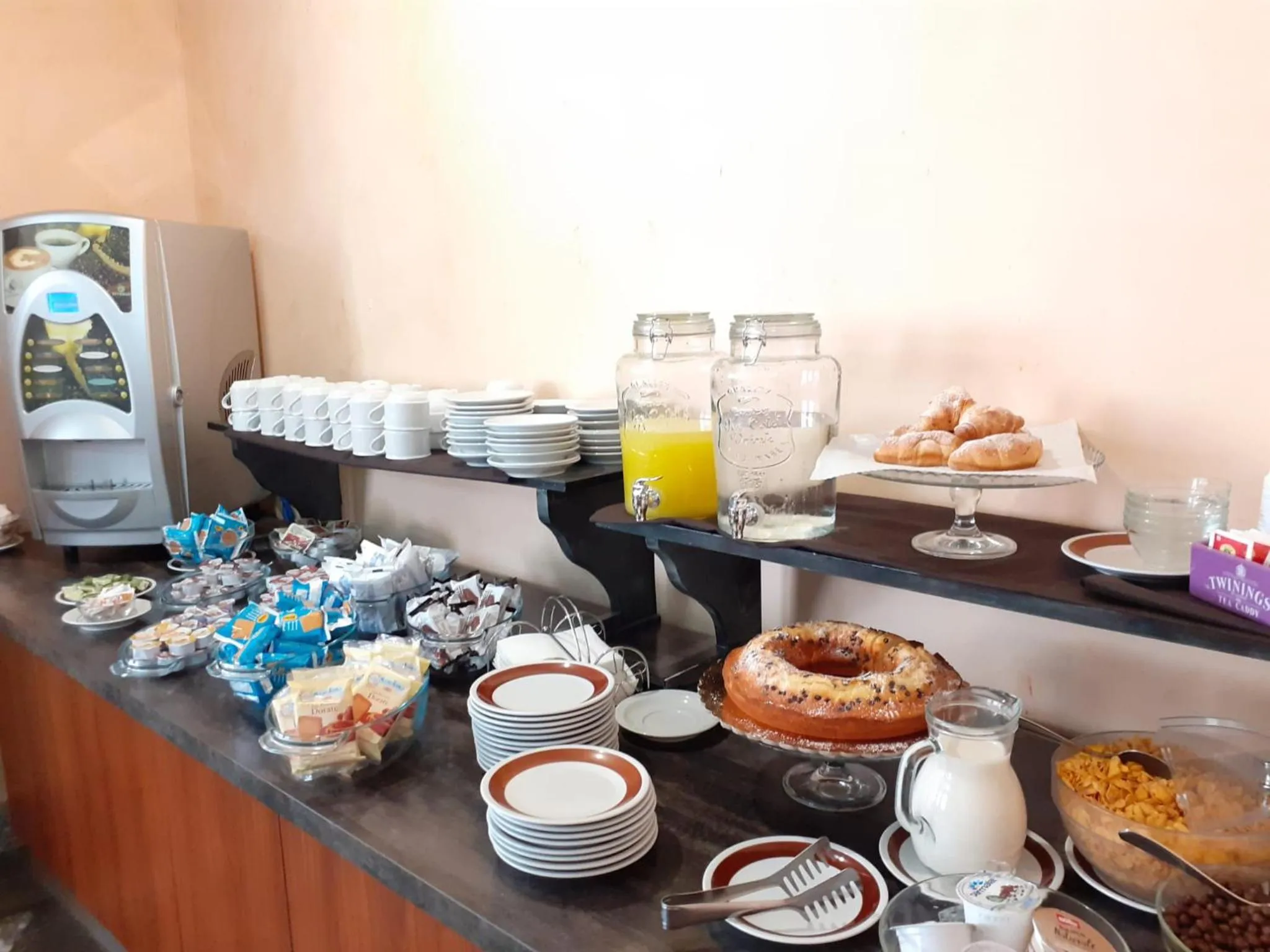 Buffet breakfast in Hotel Fleming
