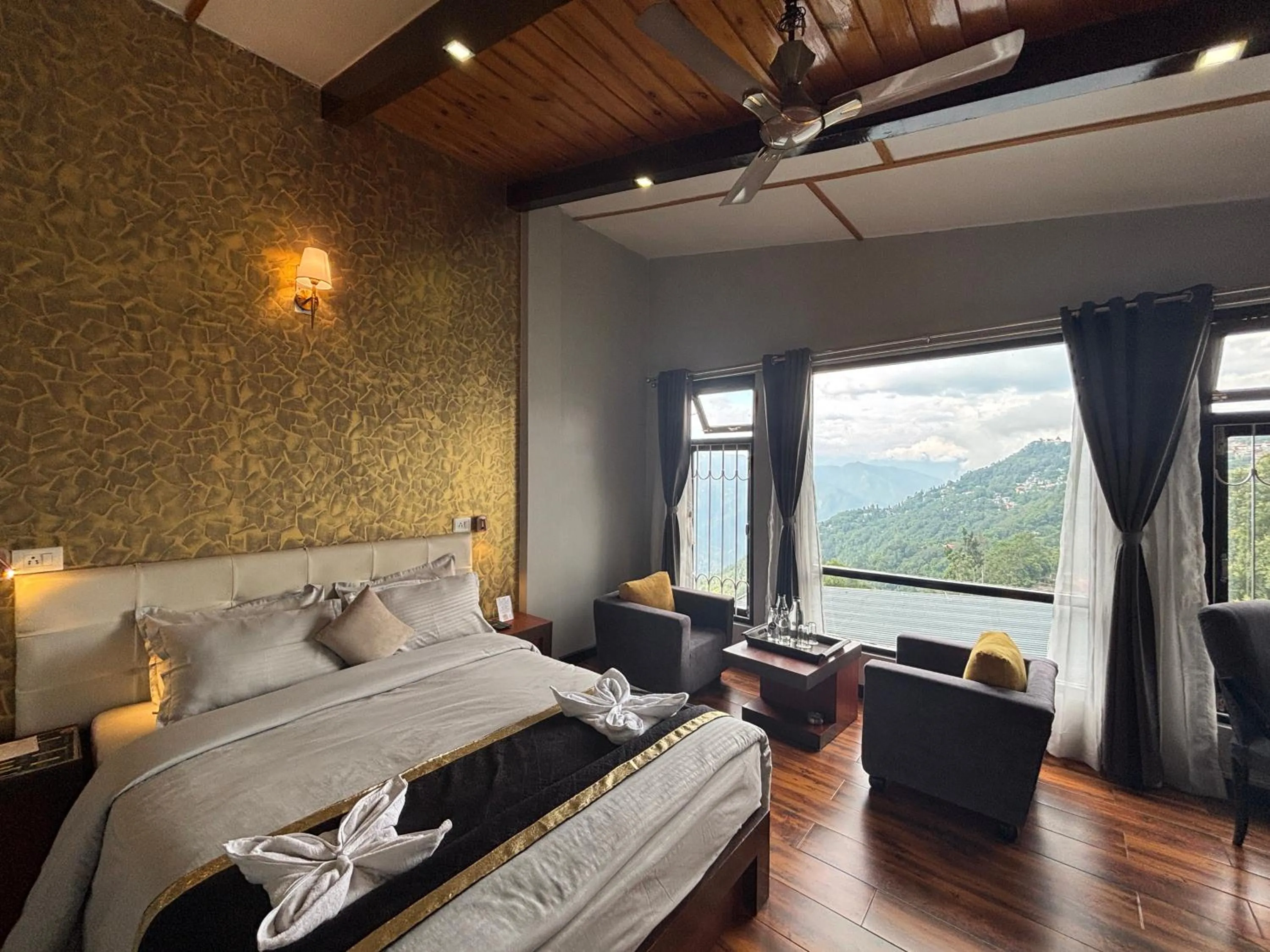 Bed in Sood's Himalayan Vista