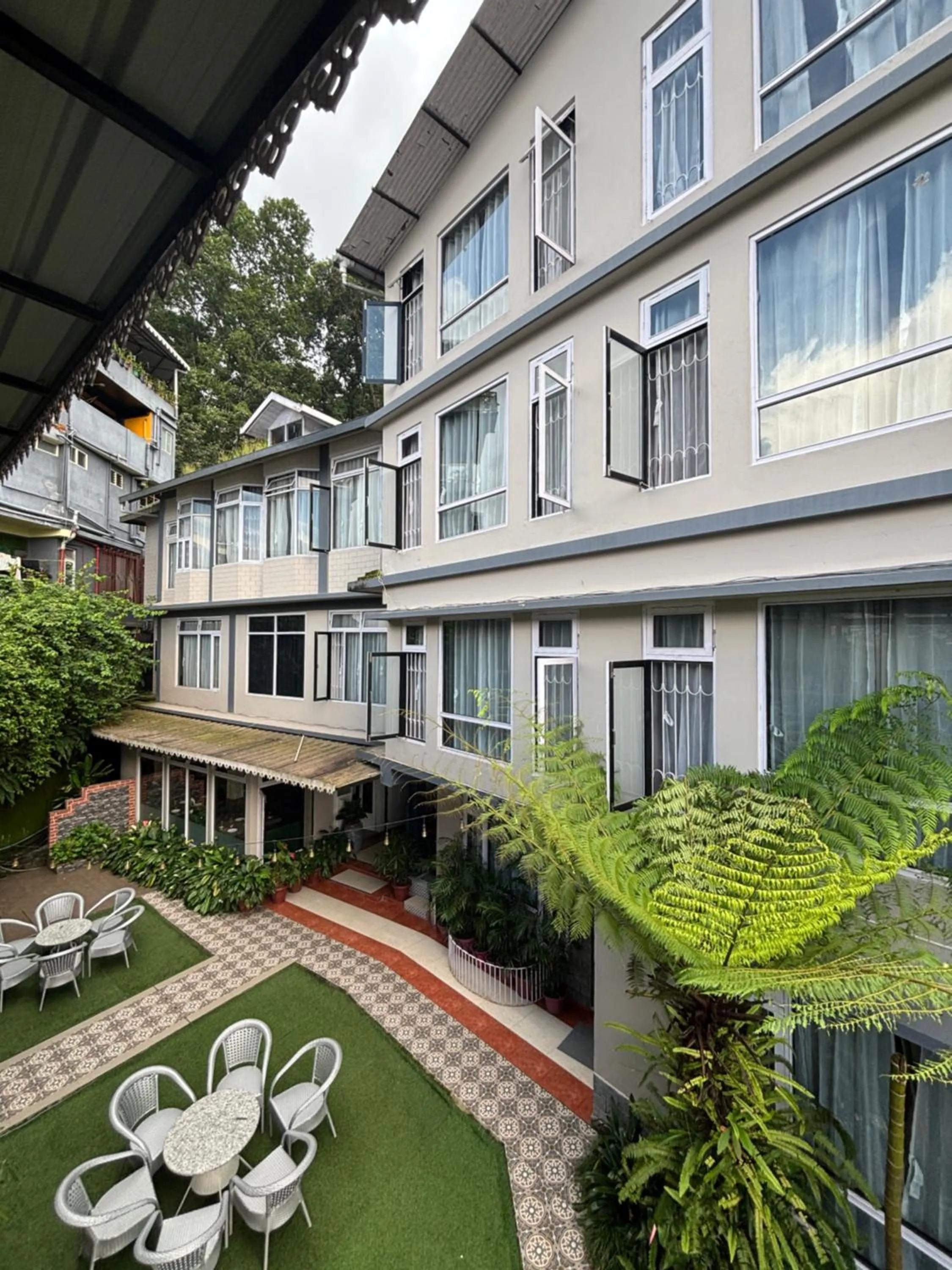 Property building in Sood's Himalayan Vista