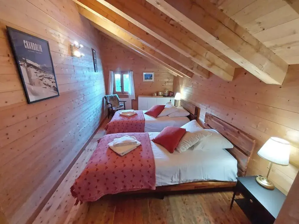 Twin Room - single occupancy in Gîte du Prilet Twin Room - single occupancy in Gîte du Prilet