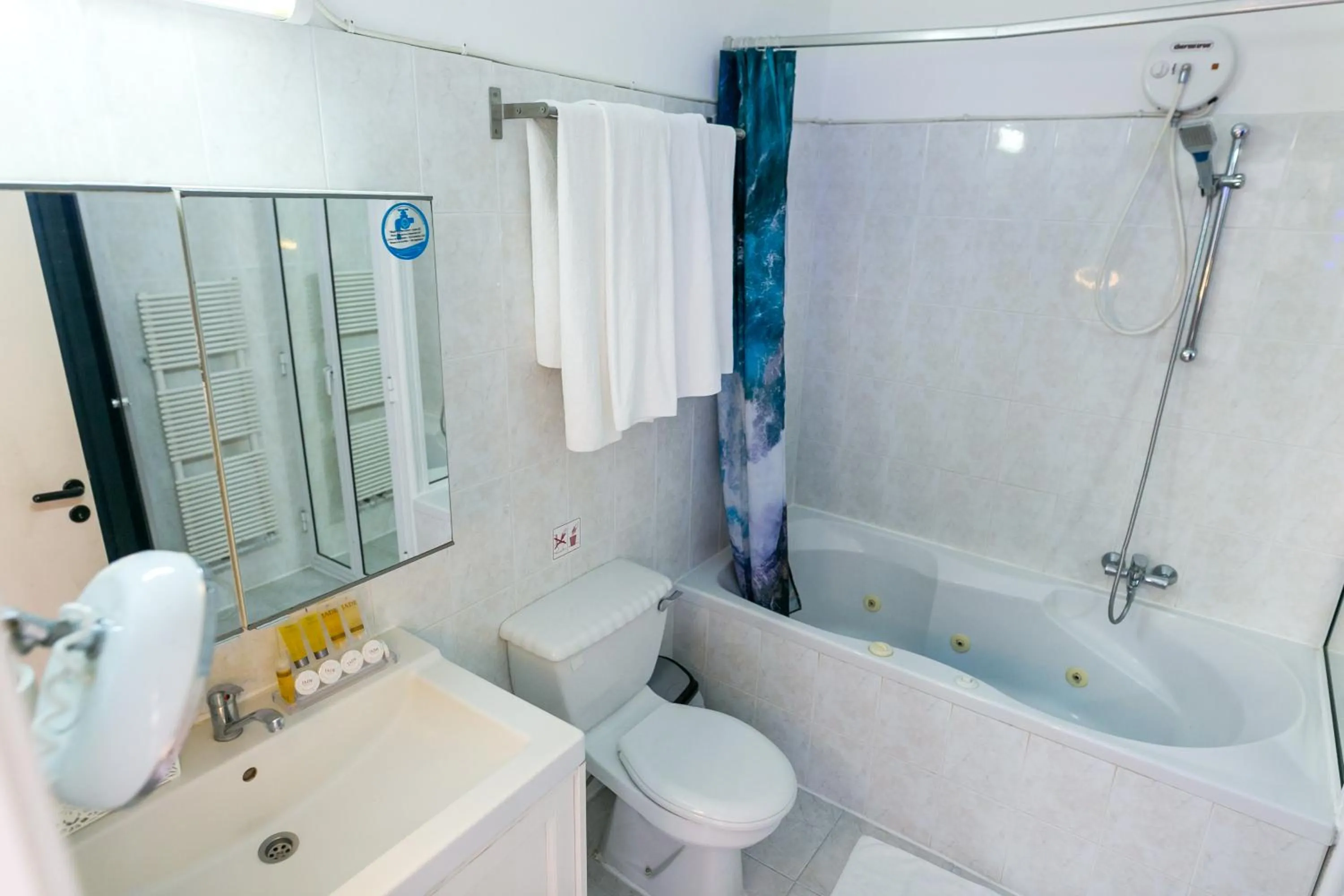 Bathroom in Fitosinn Hotel