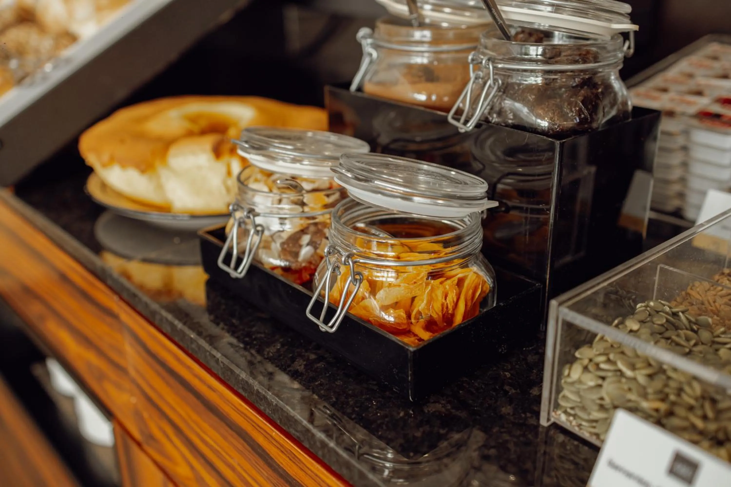 Food and drinks in ABC Hotel Porto - Boavista