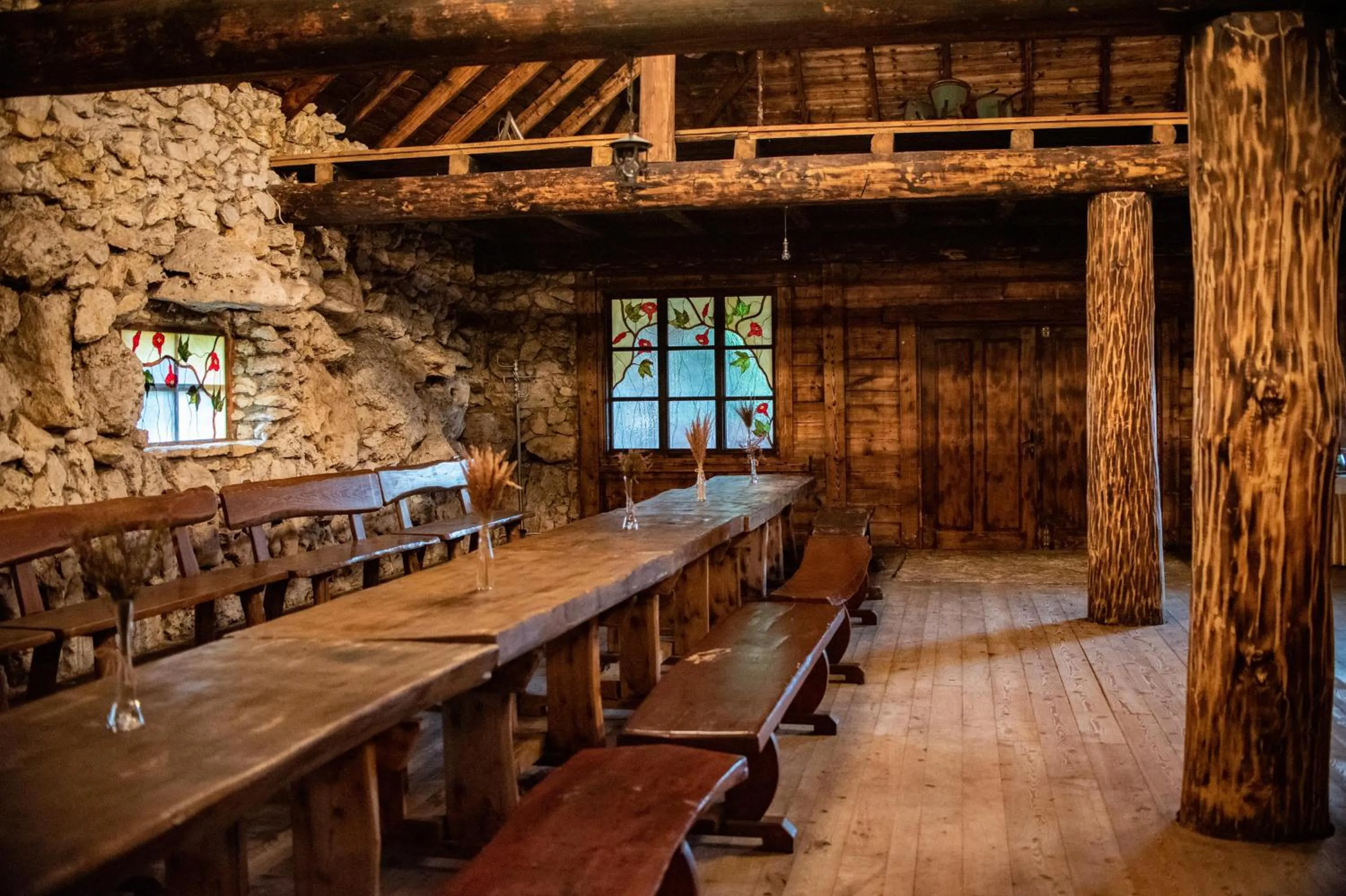 Restaurant/places to eat in Resort Jura