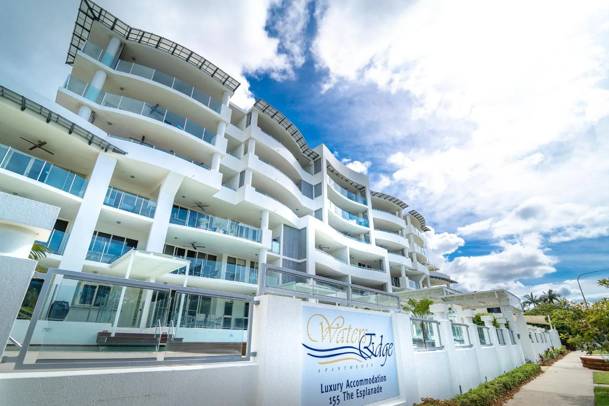 Property building in Waters Edge Apartment Cairns