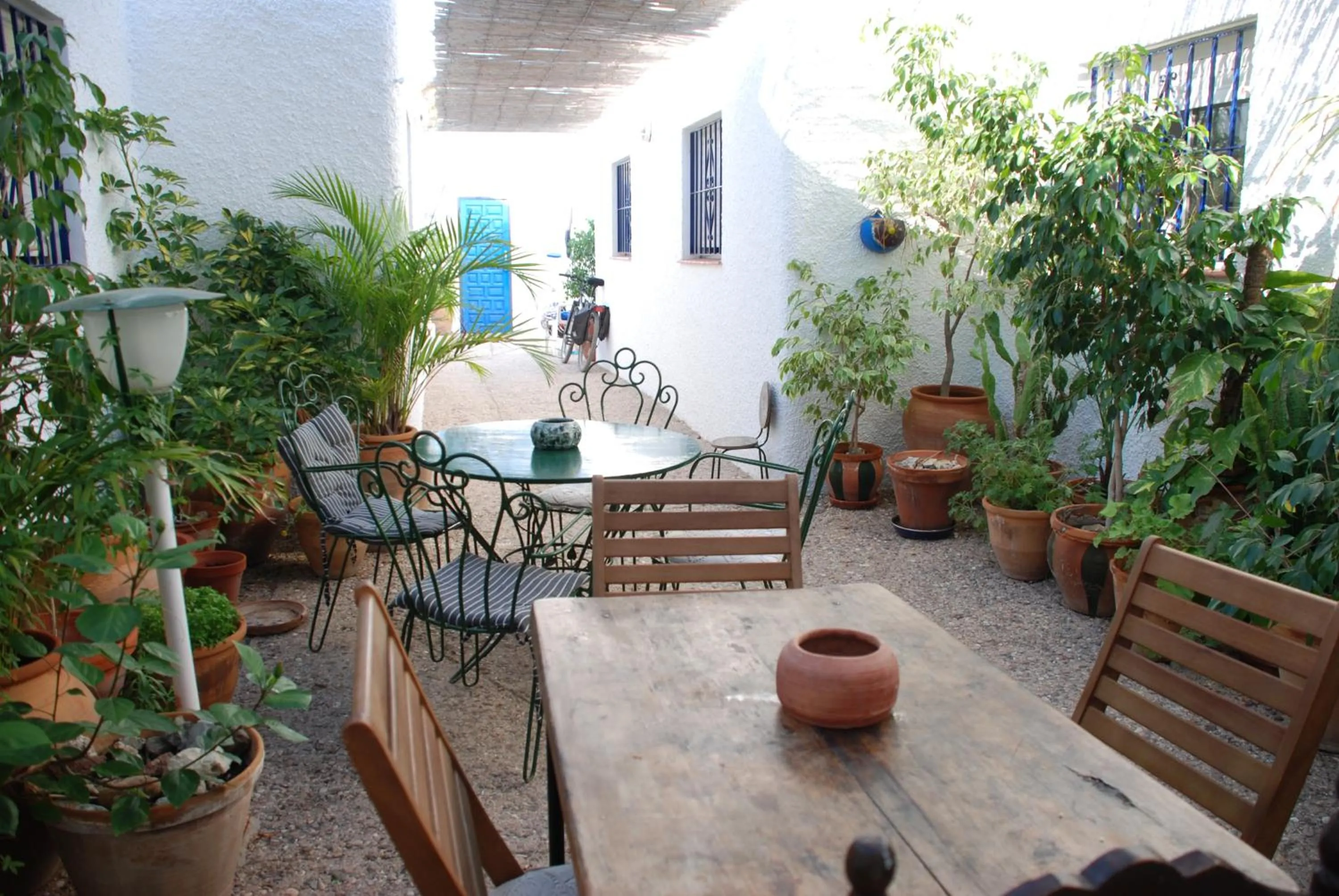 Patio in Albergue de San Jose