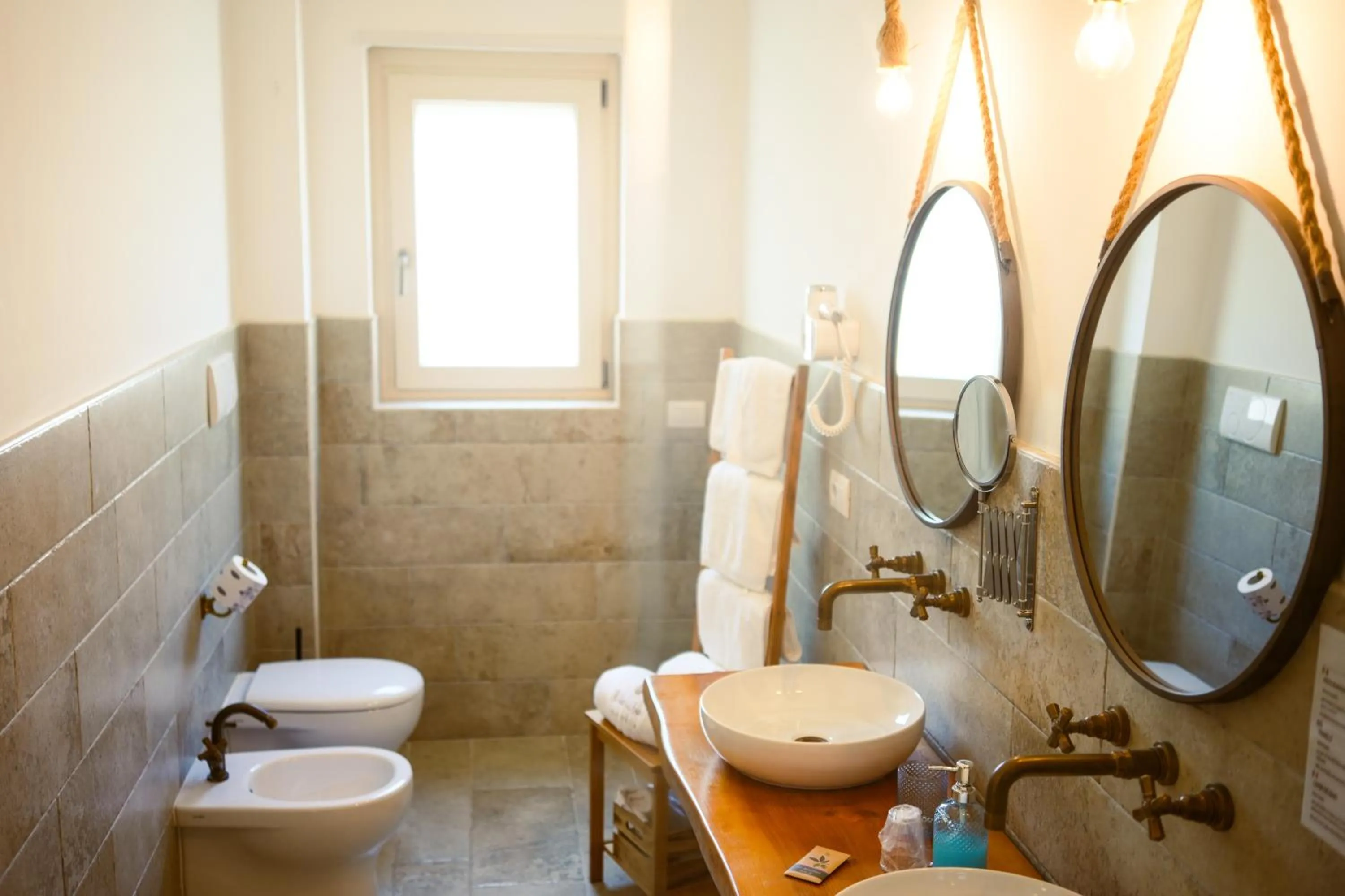 Bathroom in Villa de Lua Boutique Hotel