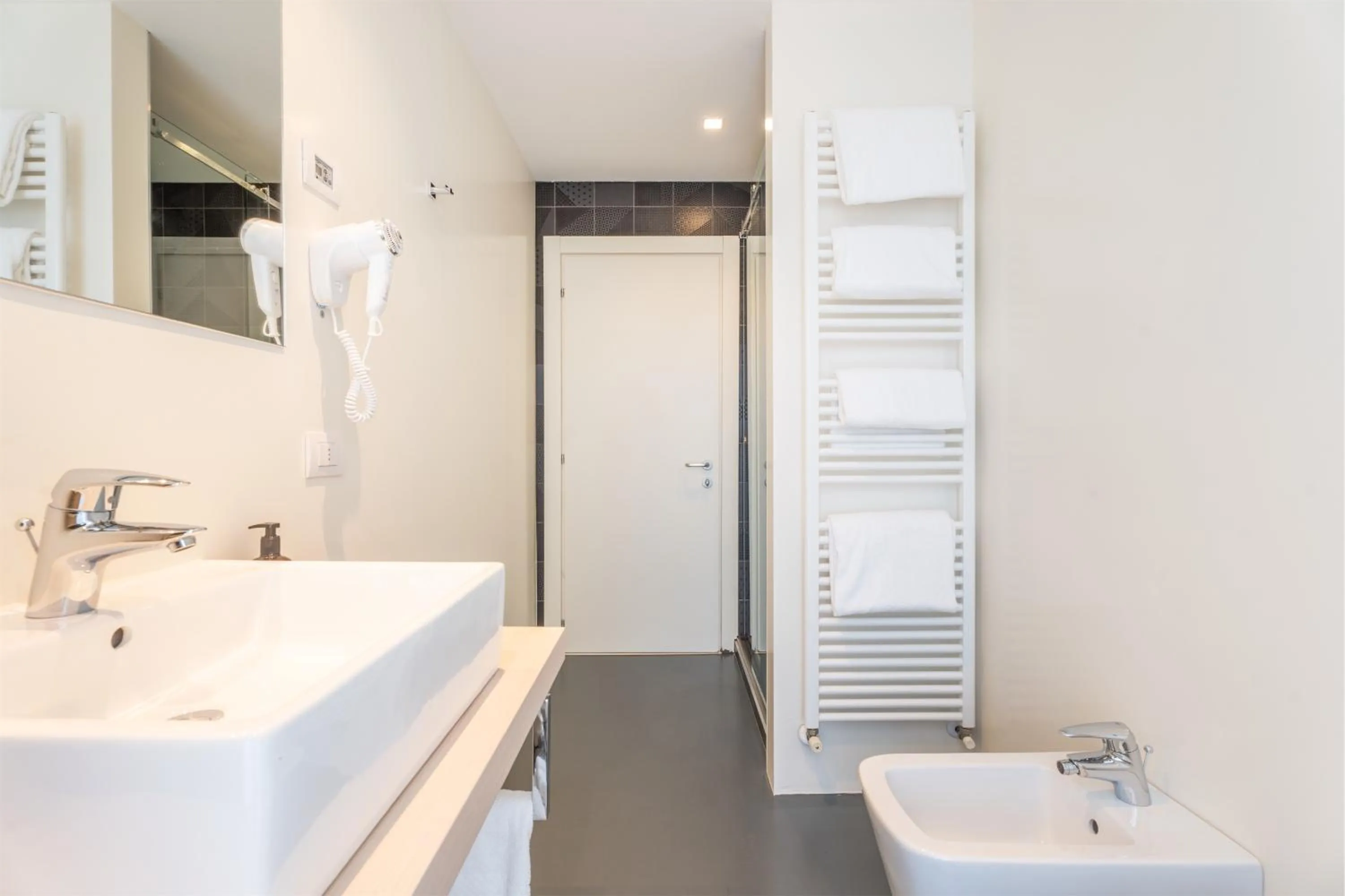 Shower in On The Rock