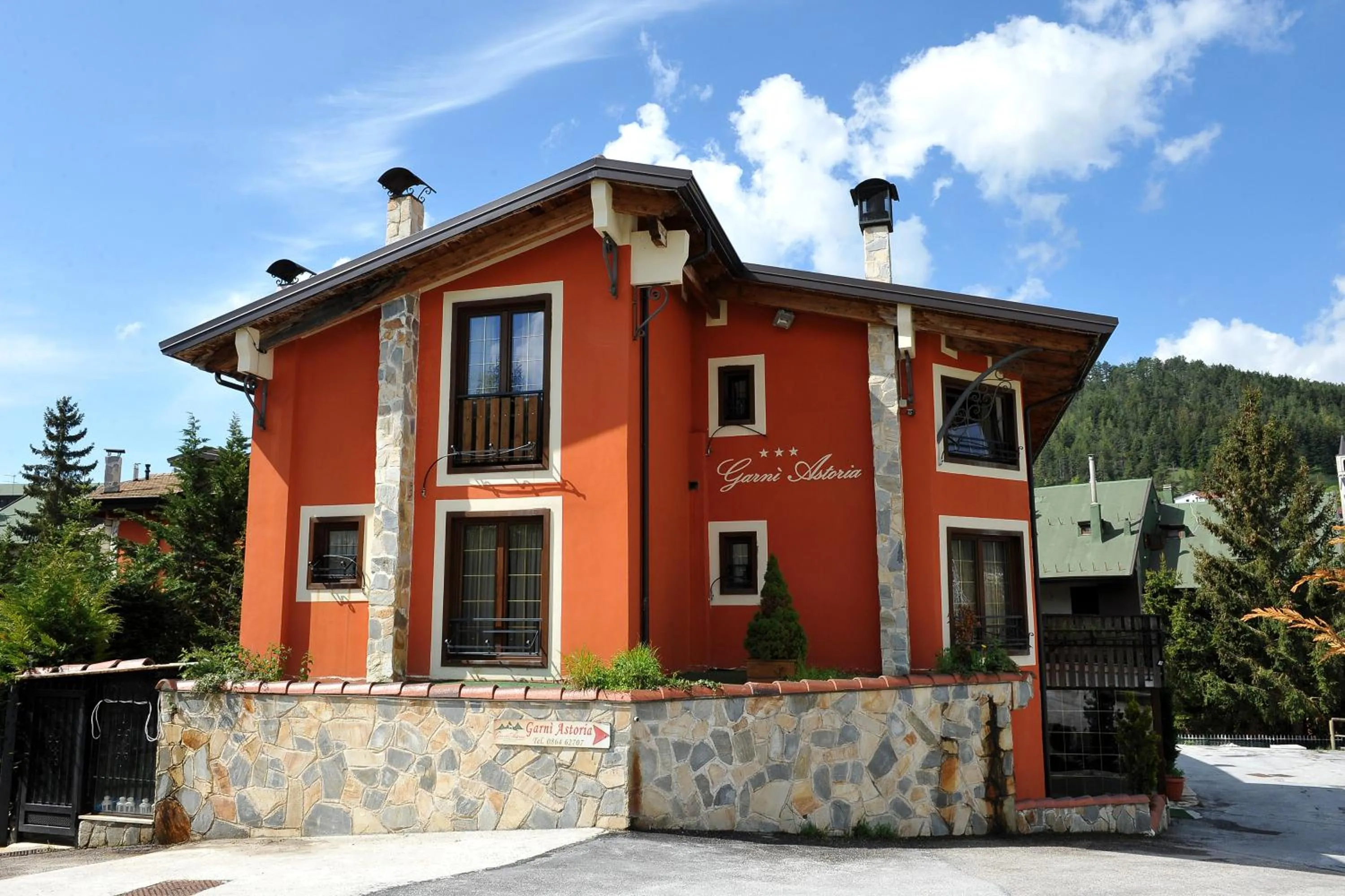 Property building in Garnì Astoria Hotel & SPA