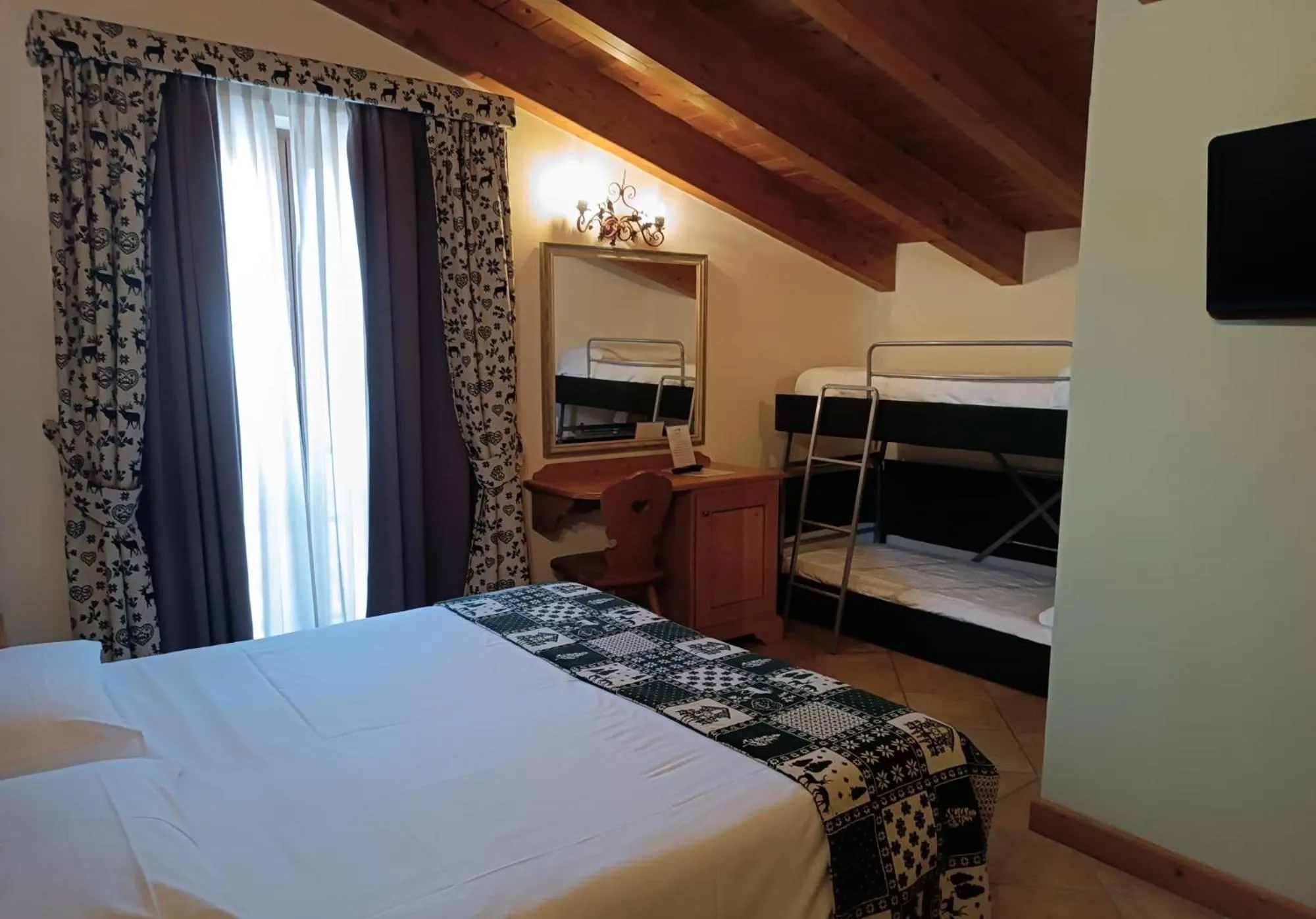 Bed in Garnì Astoria Hotel & SPA