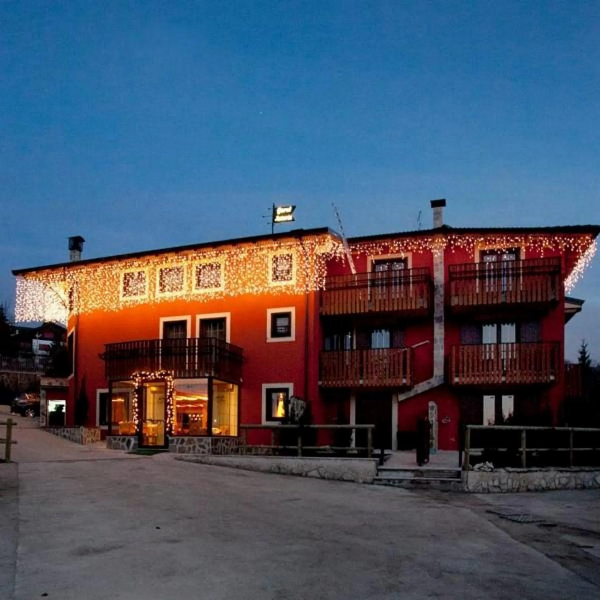 Property building in Garnì Astoria Hotel & SPA