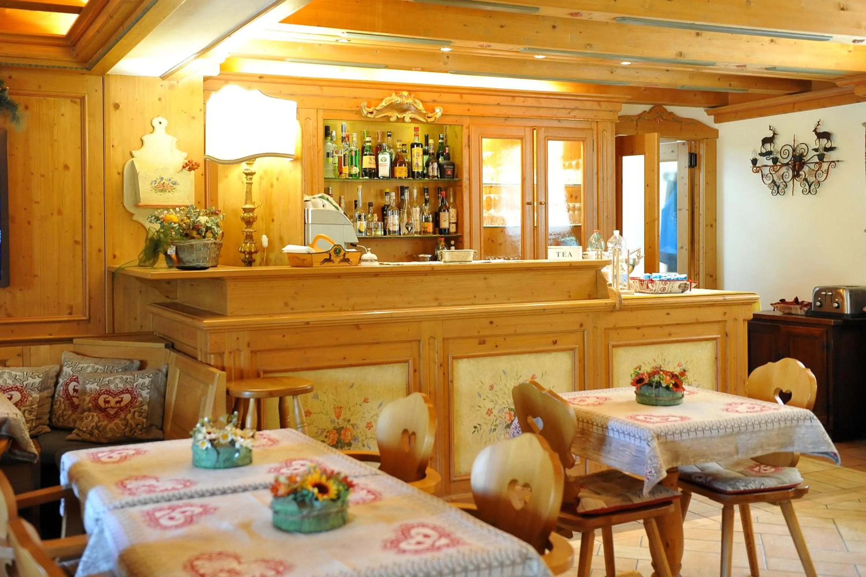 Lounge or bar in Garnì Astoria Hotel & SPA