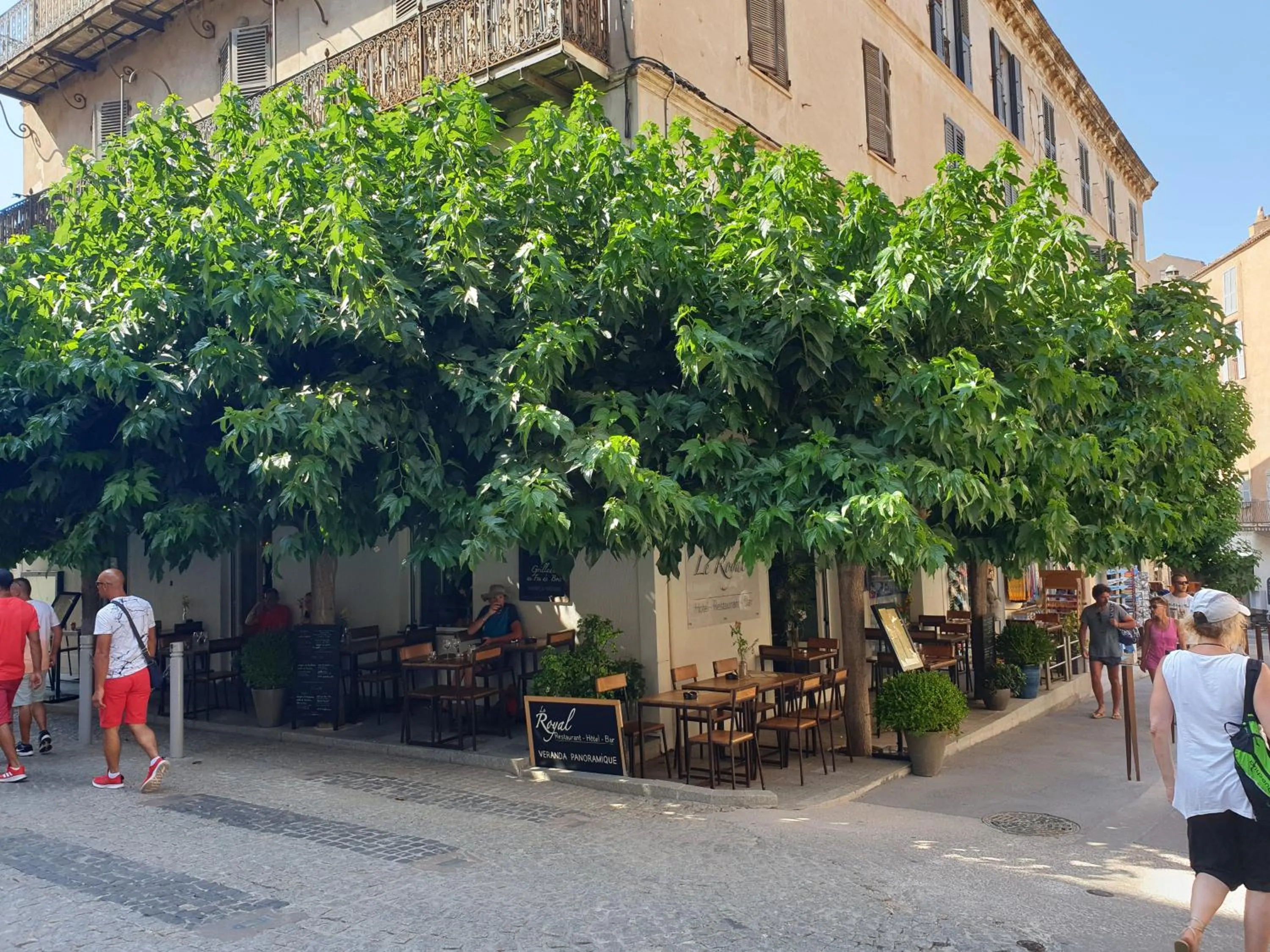 Property building in Le Royal Hôtel Restaurant