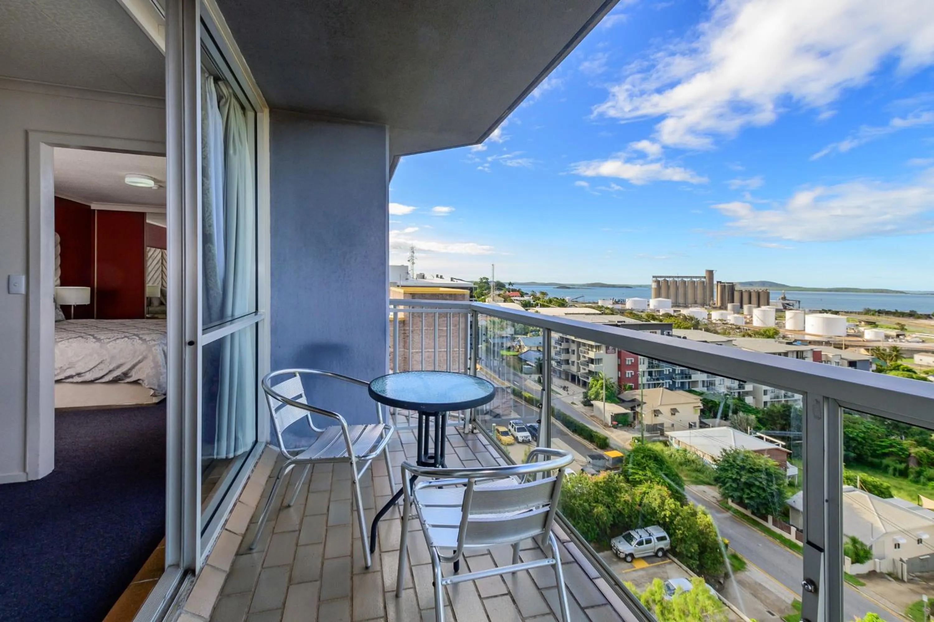 Balcony/Terrace in Highpoint International Hotel