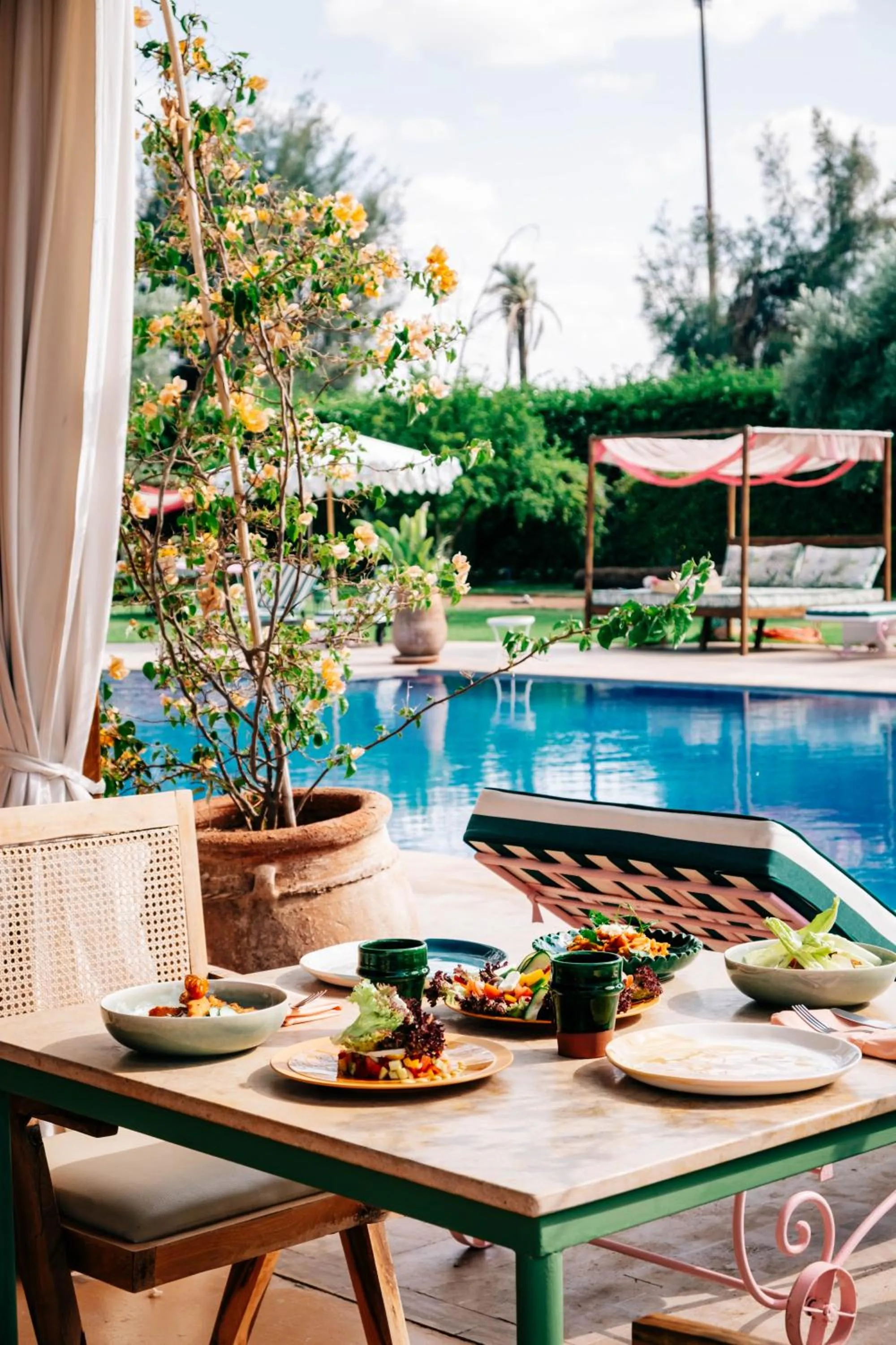 Day in La Villa Des Golfs & PinkCactus