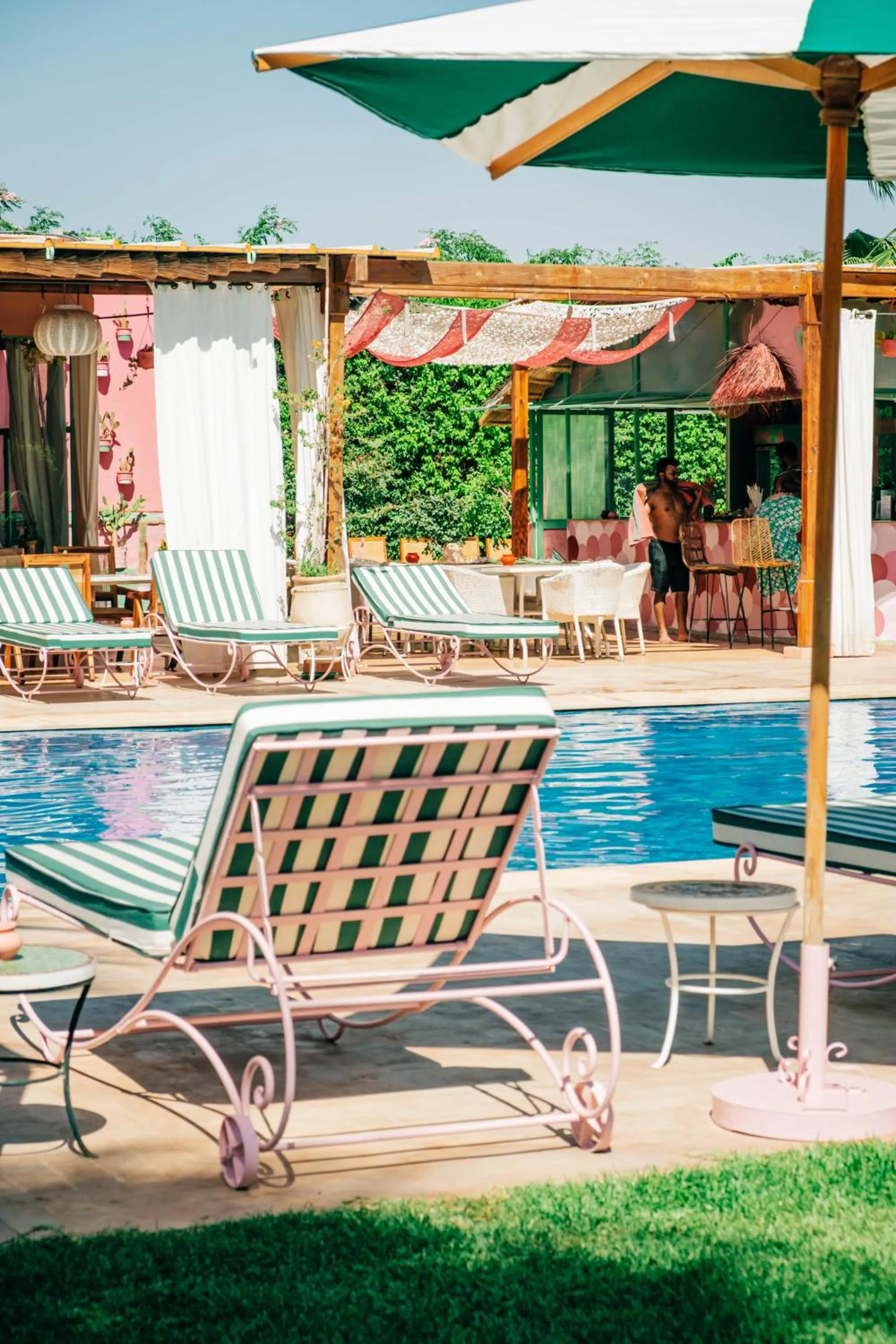 Restaurant/places to eat in La Villa Des Golfs & PinkCactus