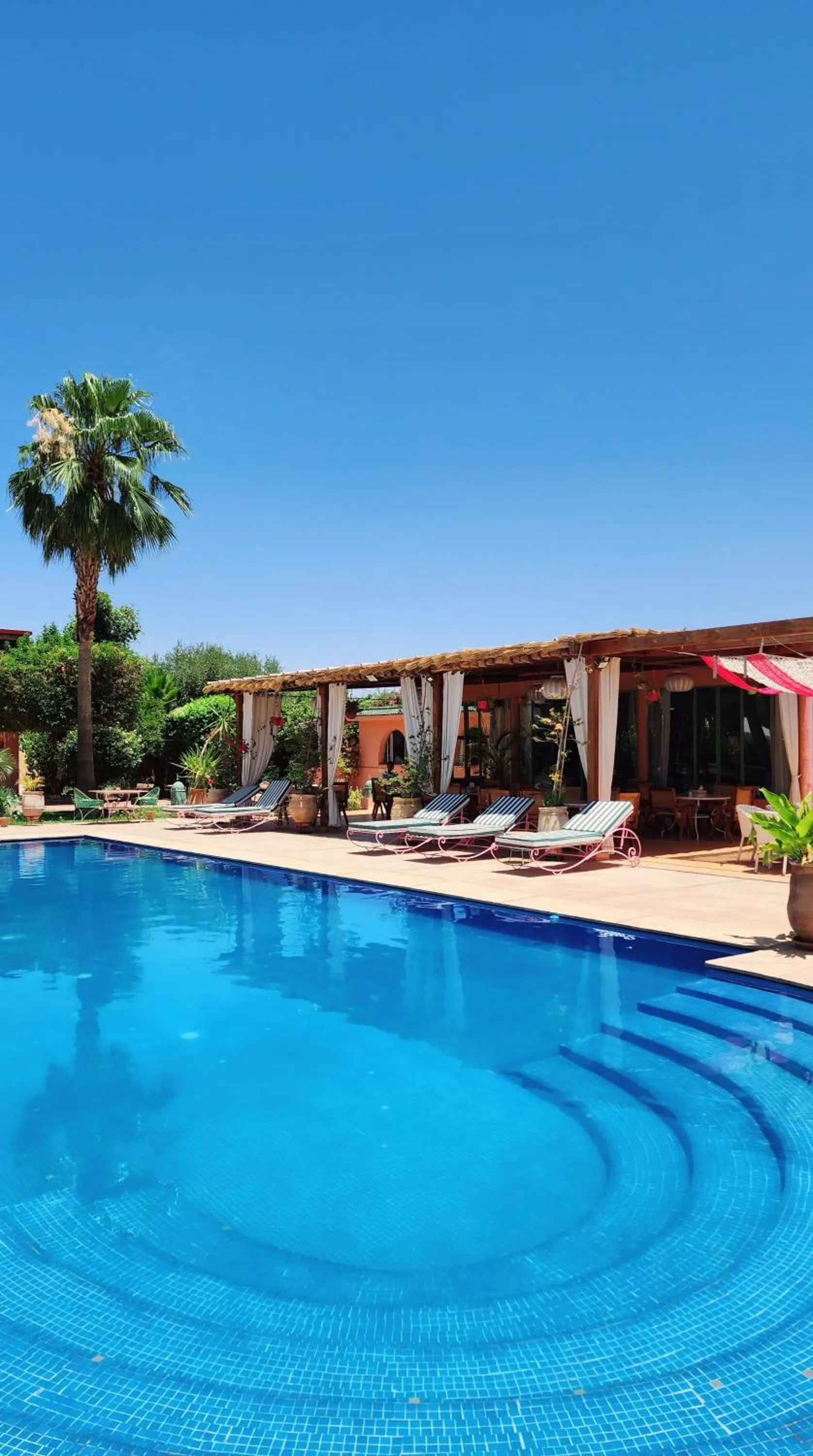 Day in La Villa Des Golfs & PinkCactus