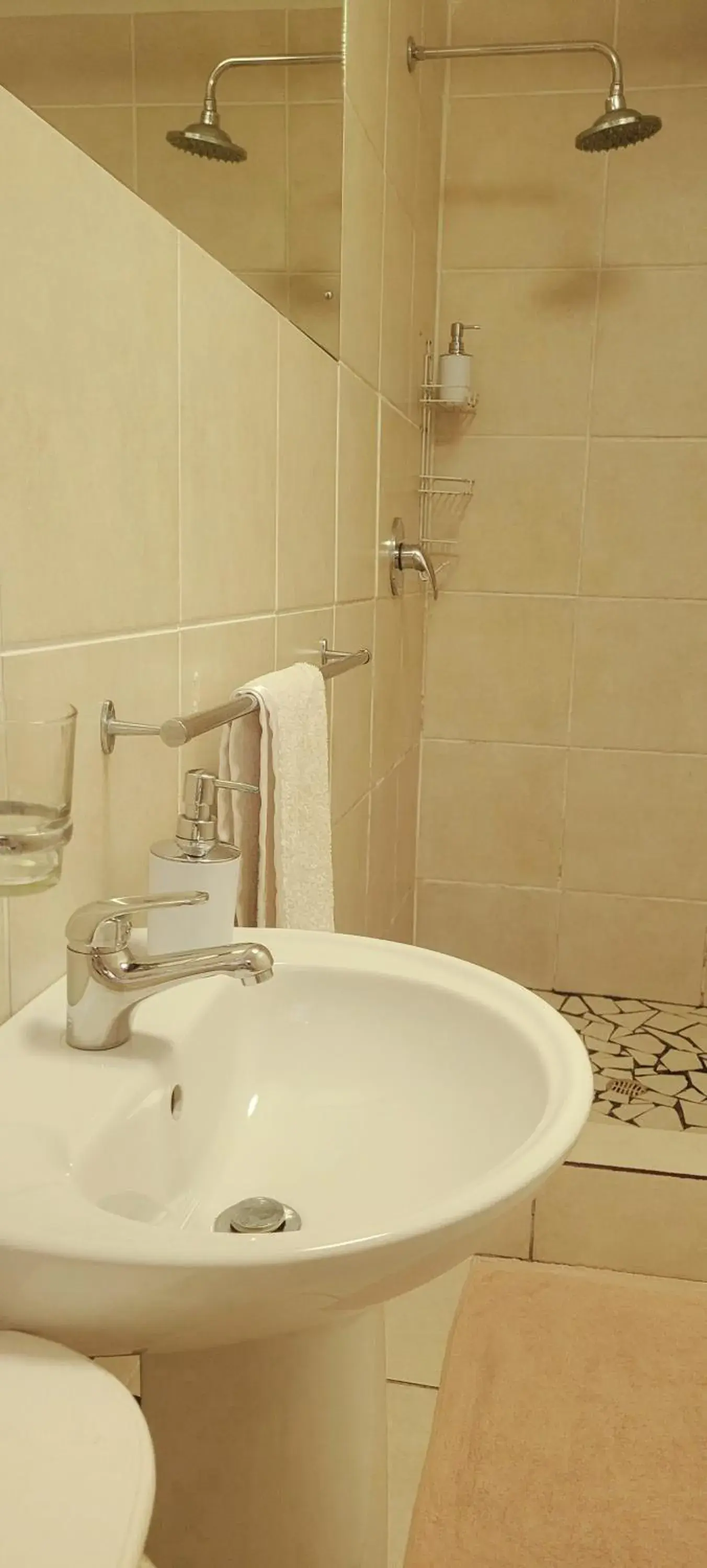 Kennington Palms B&B/Self Catering Kennington Palms B&B/Self Catering