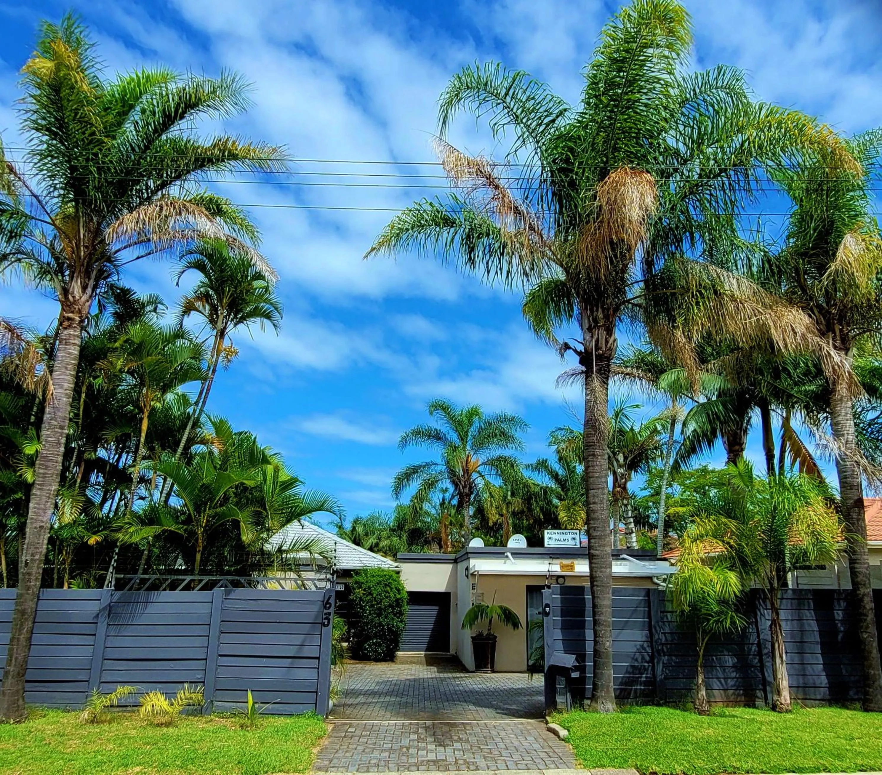 Property building in Kennington Palms B&B/Self Catering