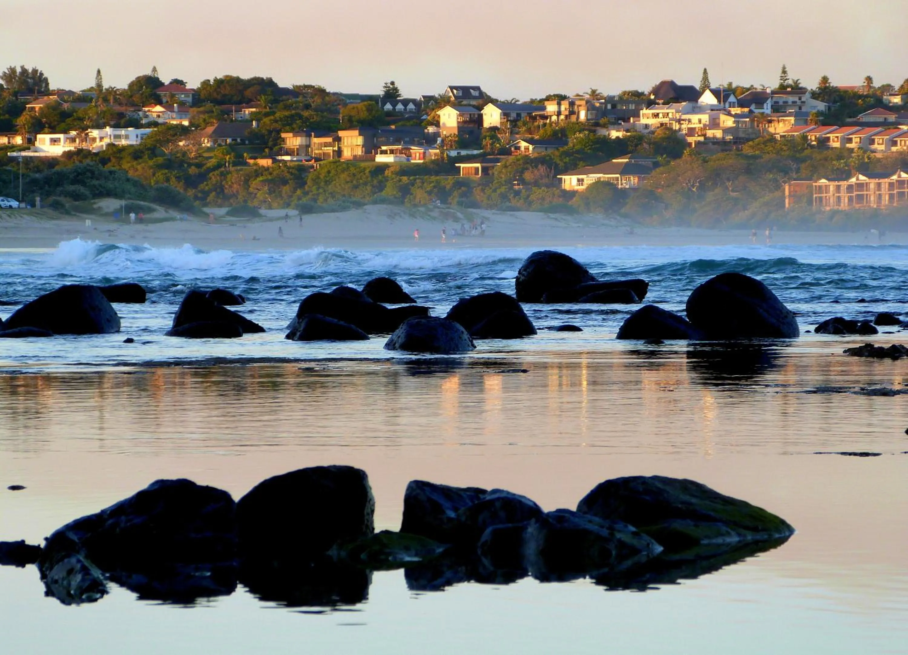 Nearby landmark in Hoylake Inn