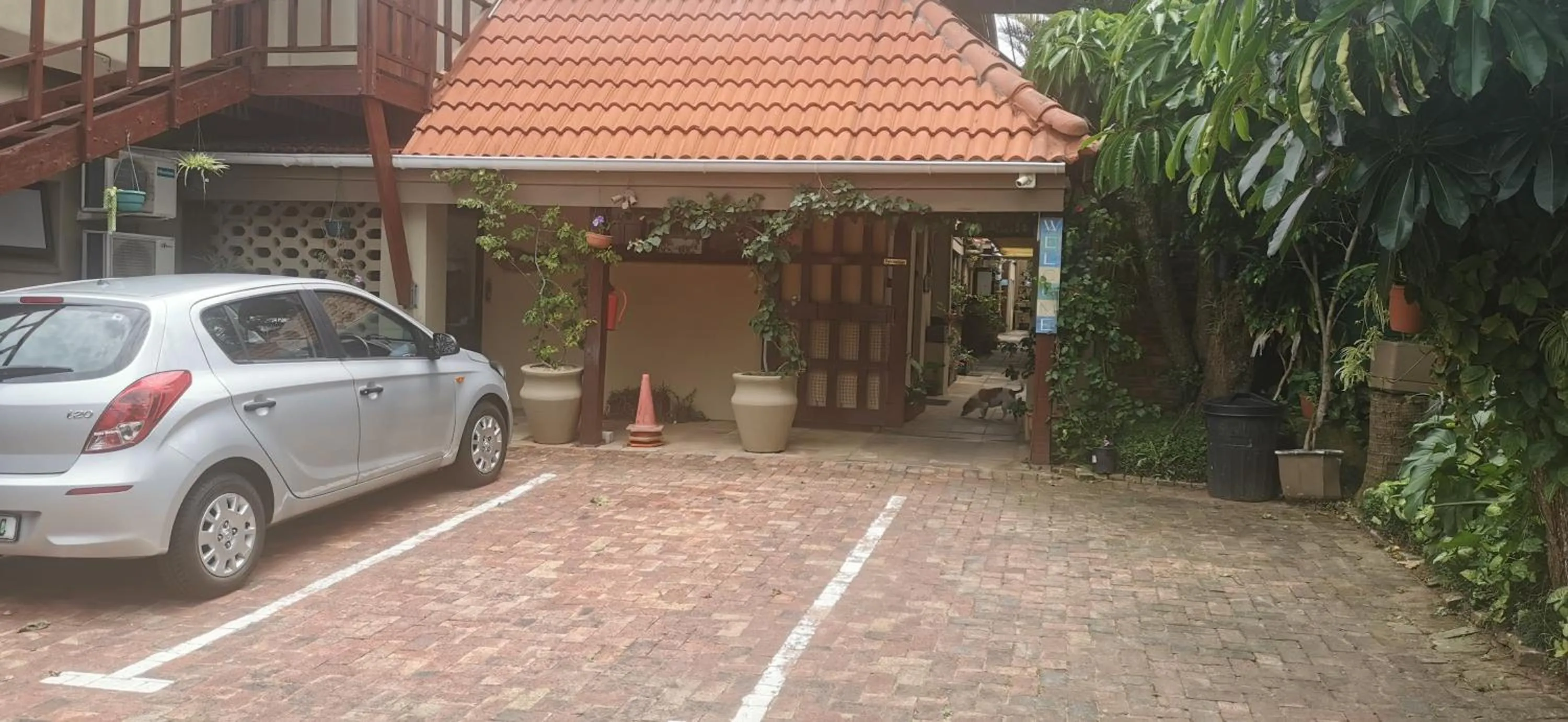 Parking in Hoylake Inn