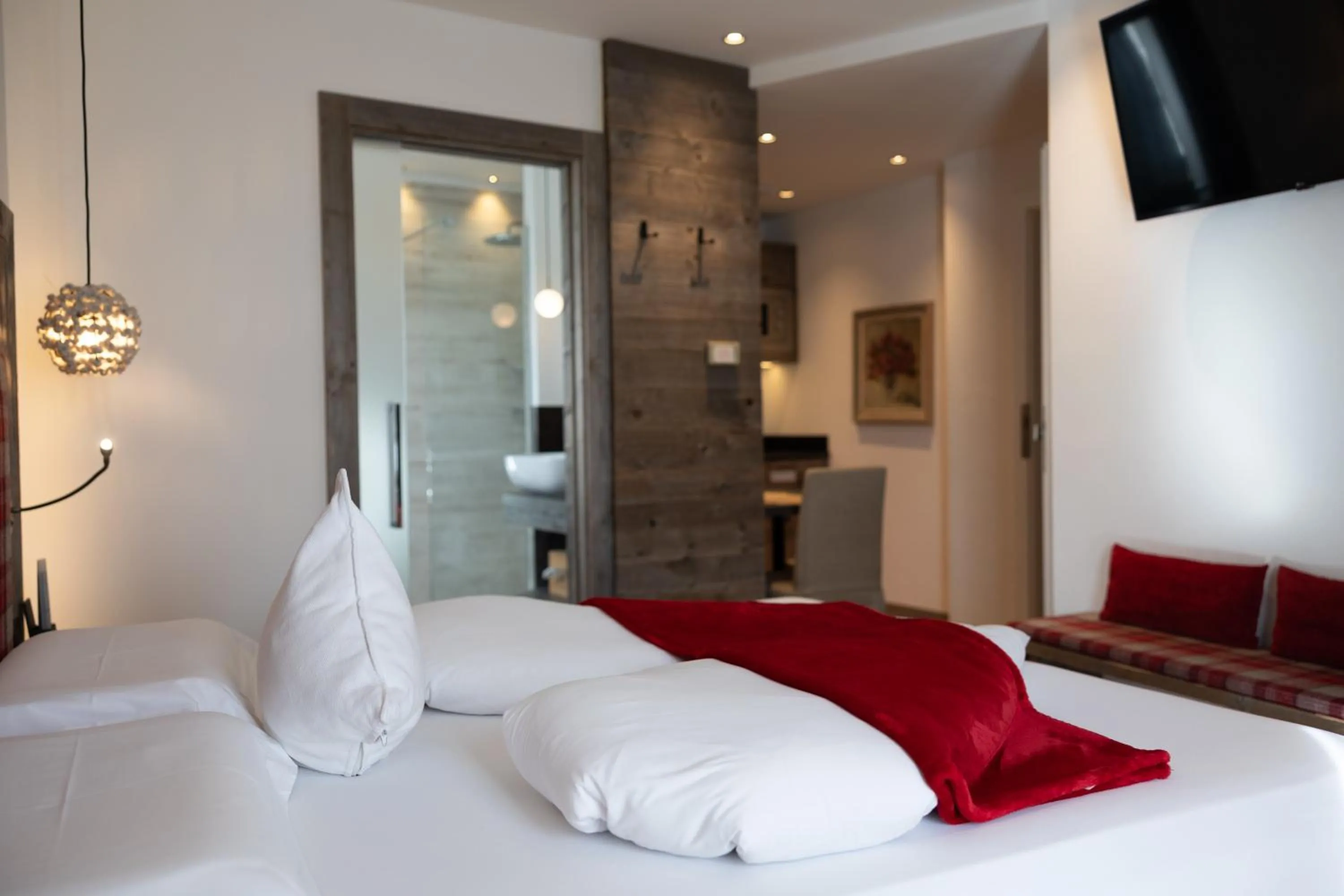 Bathroom, Bed in Hotel Garnì Laurino