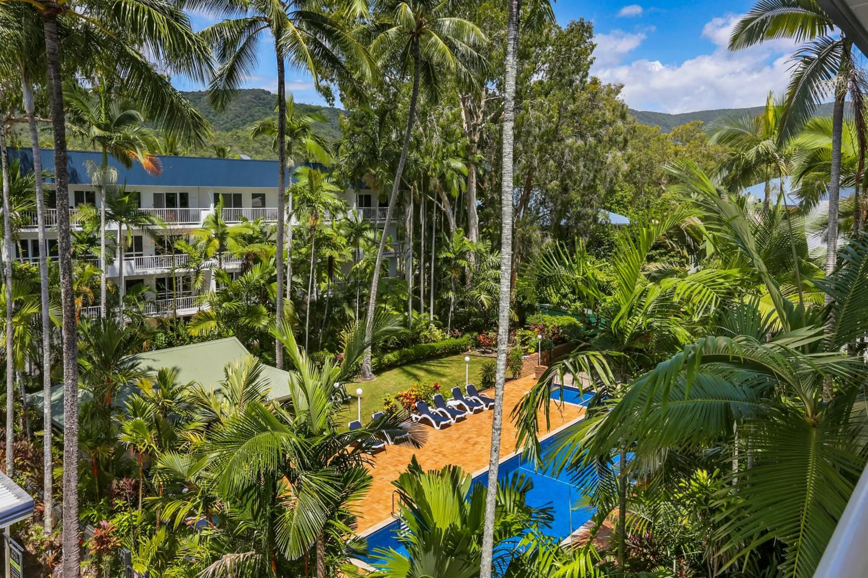 Garden view in Agincourt Beachfront Apartments