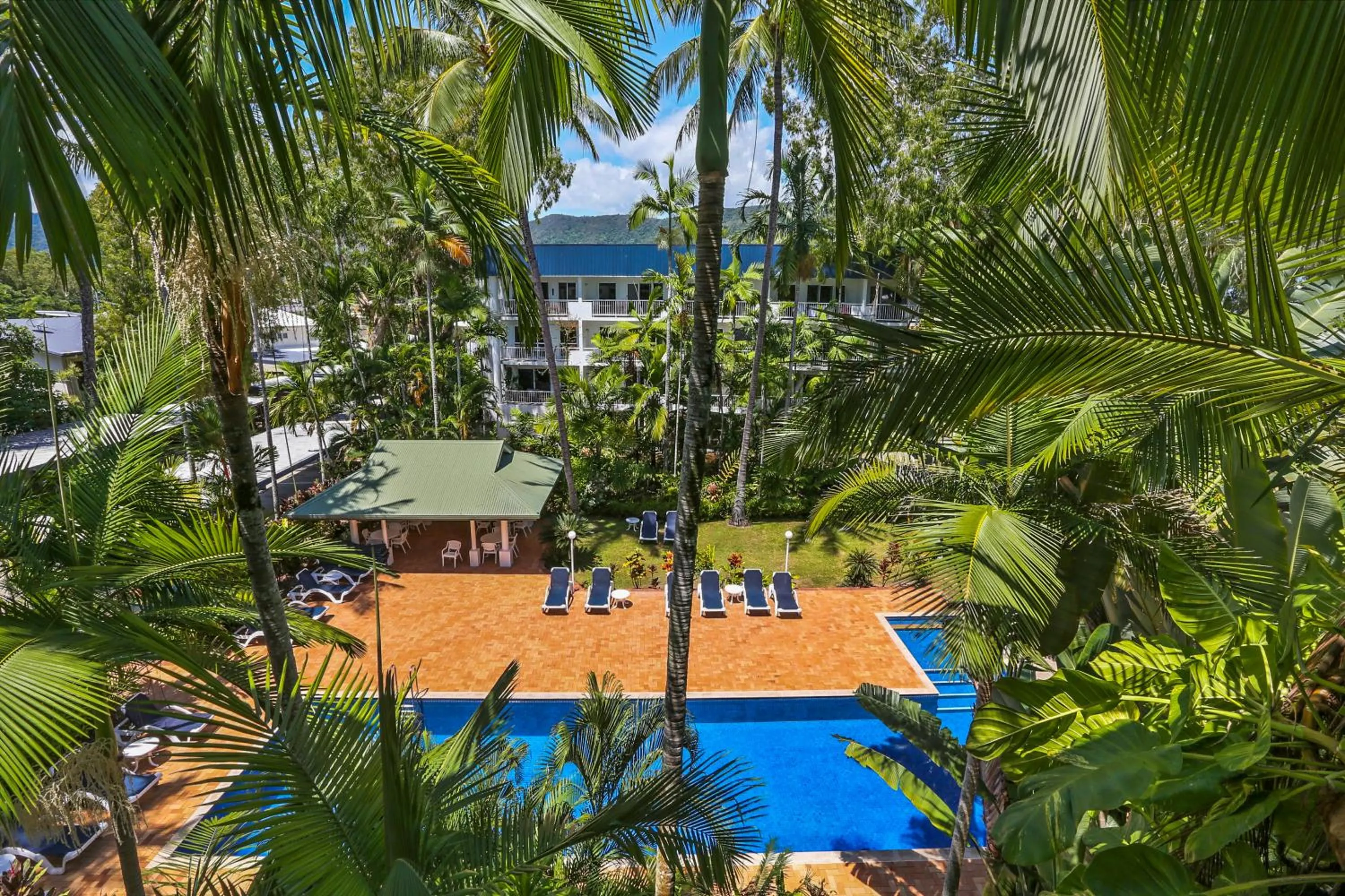 Garden view in Agincourt Beachfront Apartments