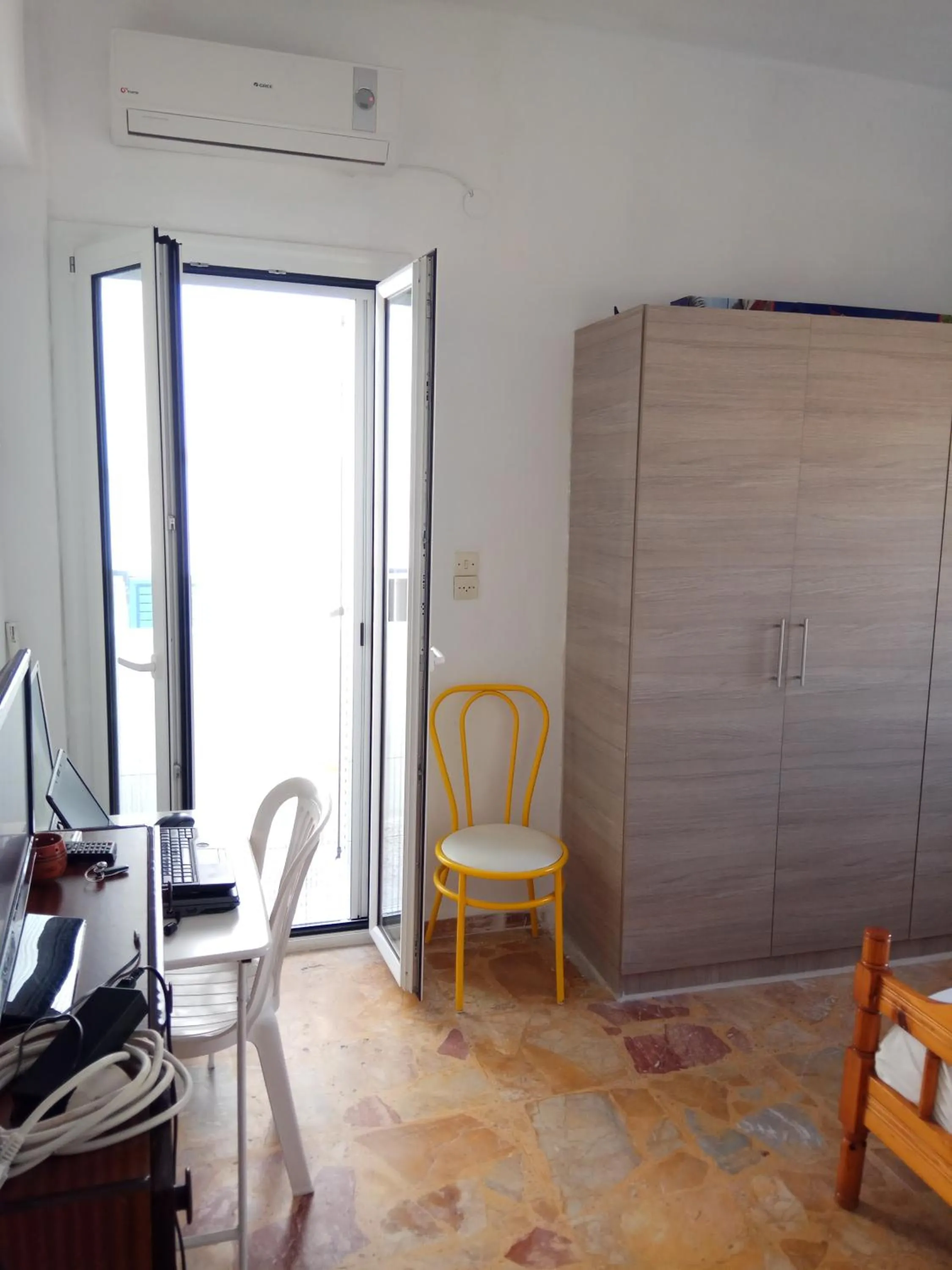 Bed in Grandma Vasiliki Rooms To Let