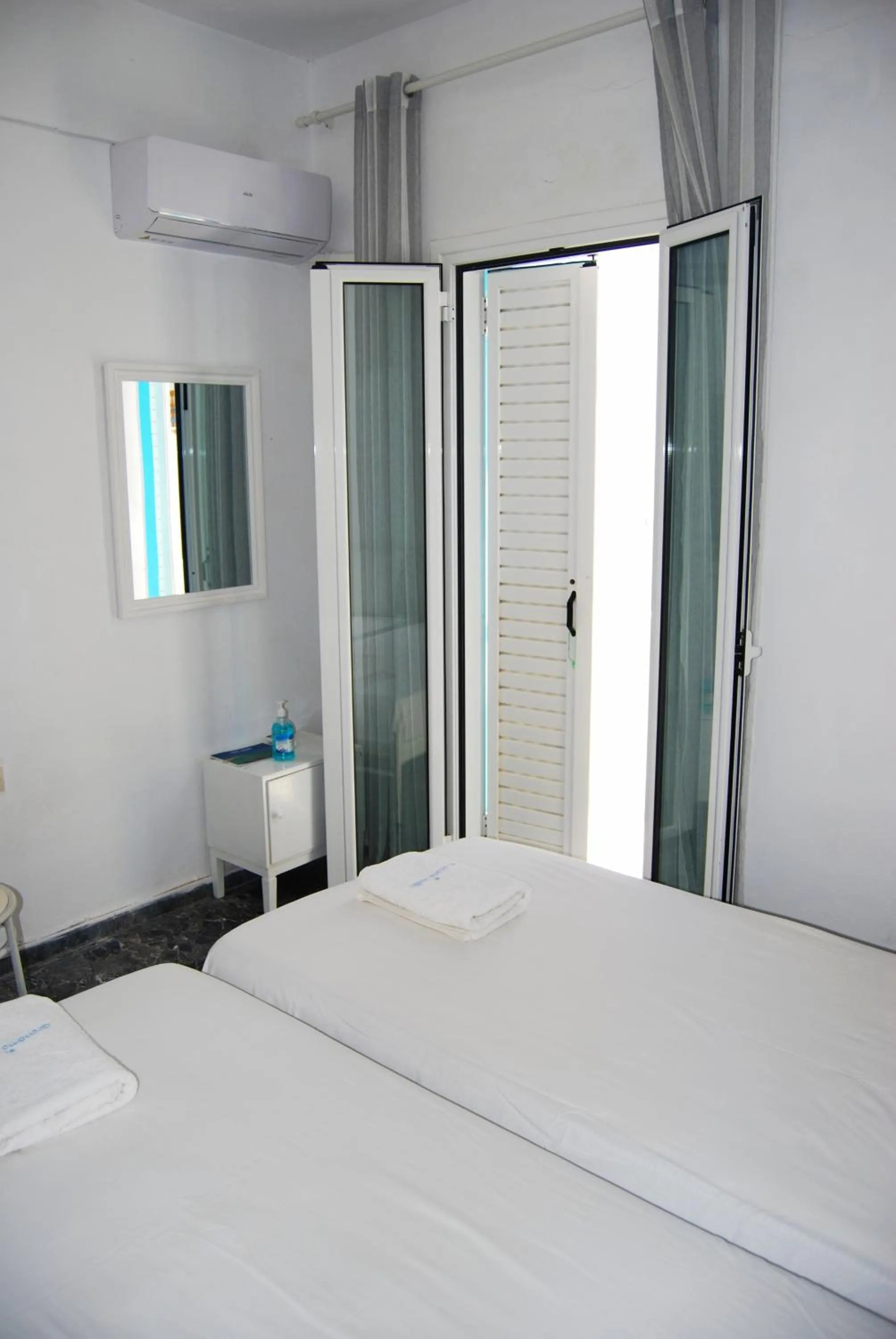 Bed in Grandma Vasiliki Rooms To Let