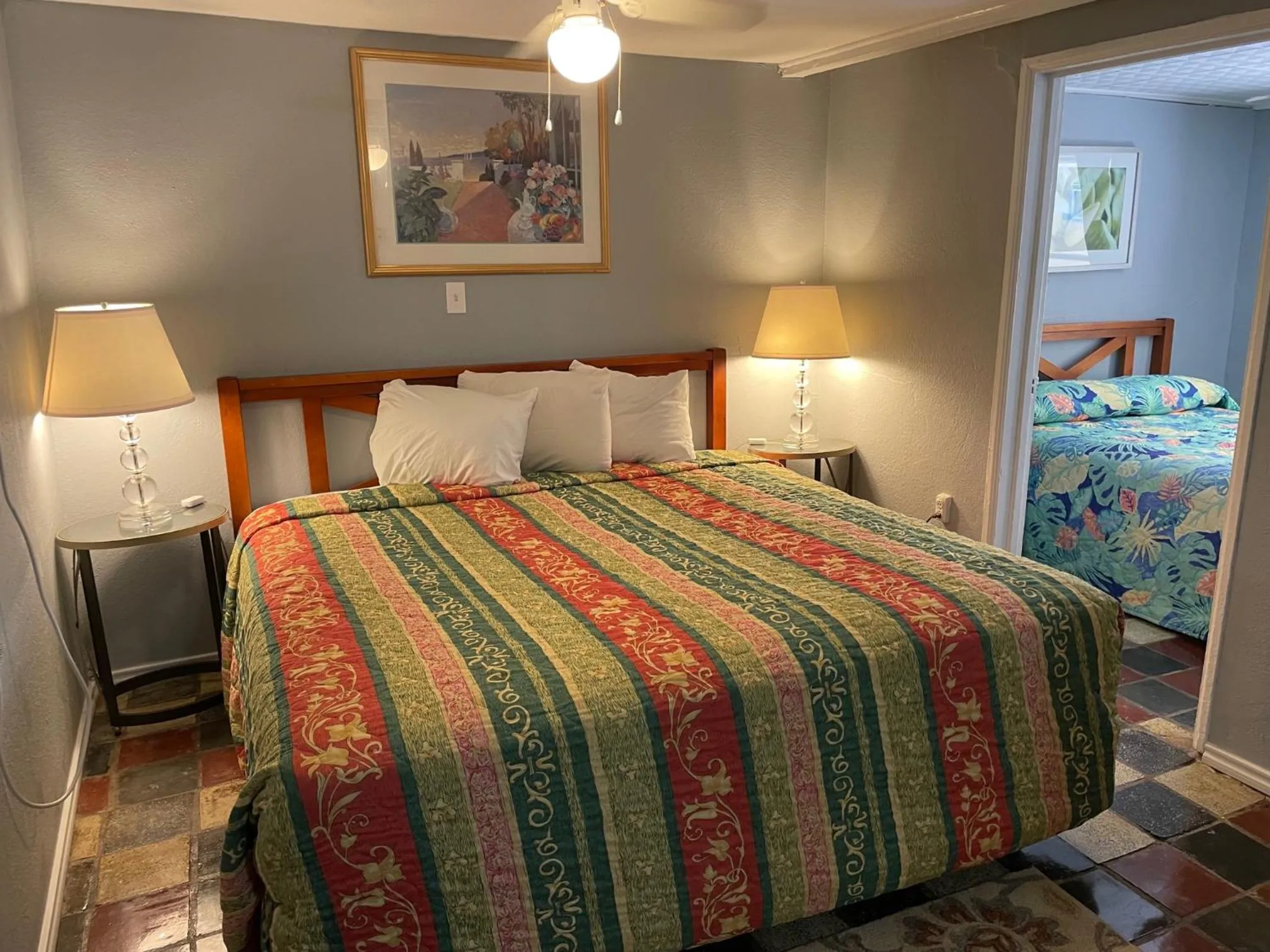 Bed in Southwind Inn