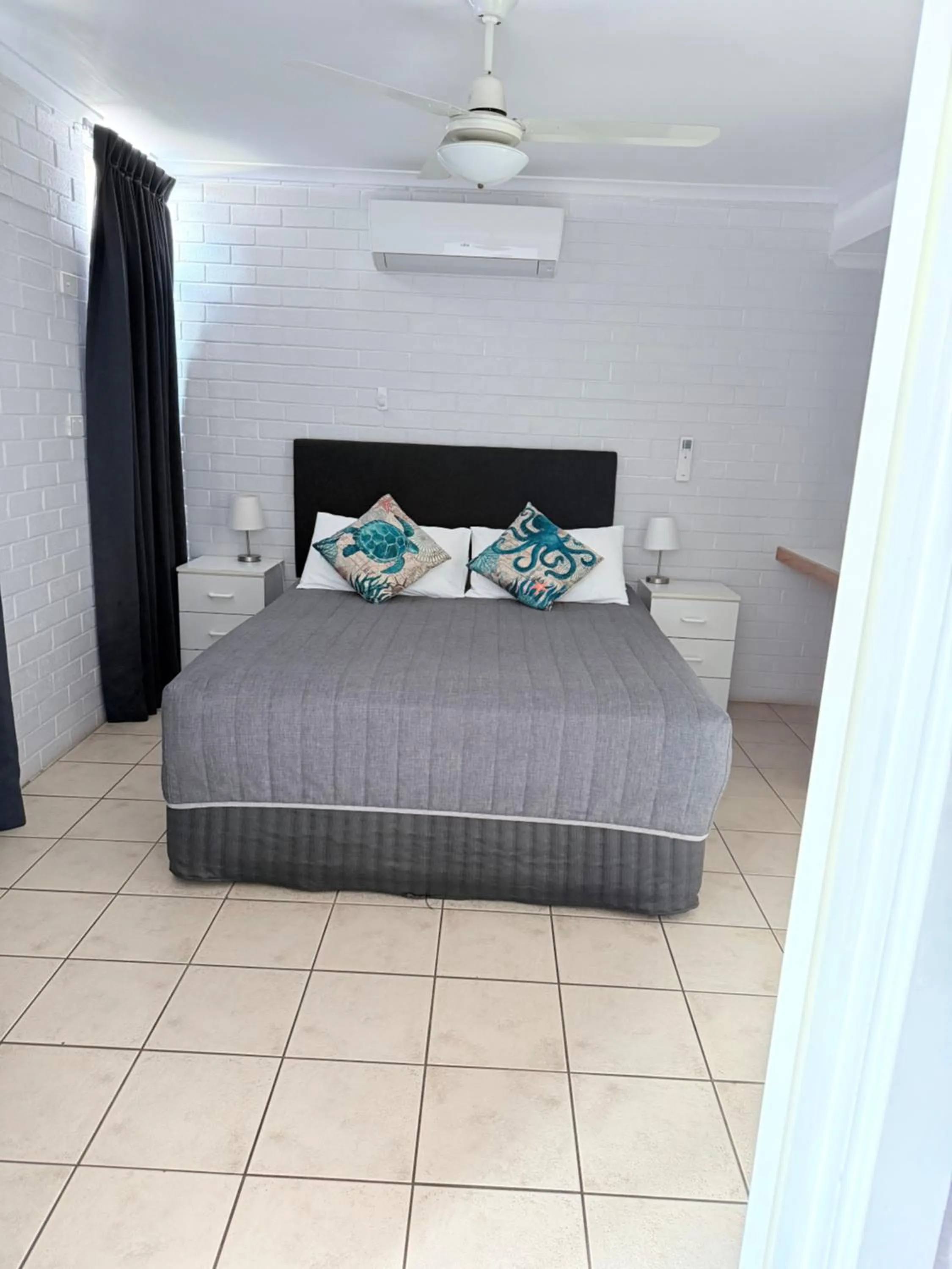 Bedroom, Bed in Kalbarri Seafront Villas