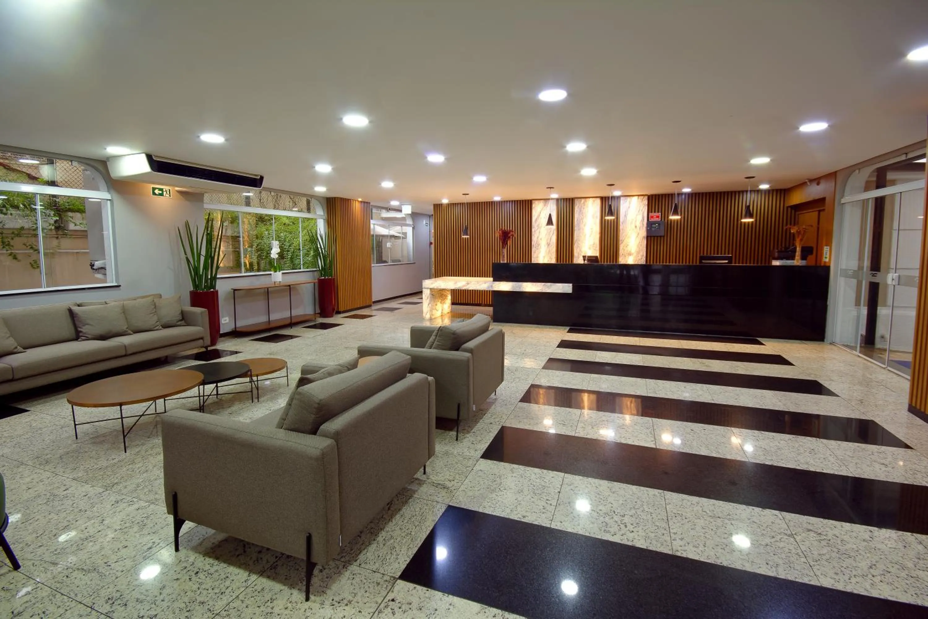 Lobby or reception in Fênix Hotel Moema
