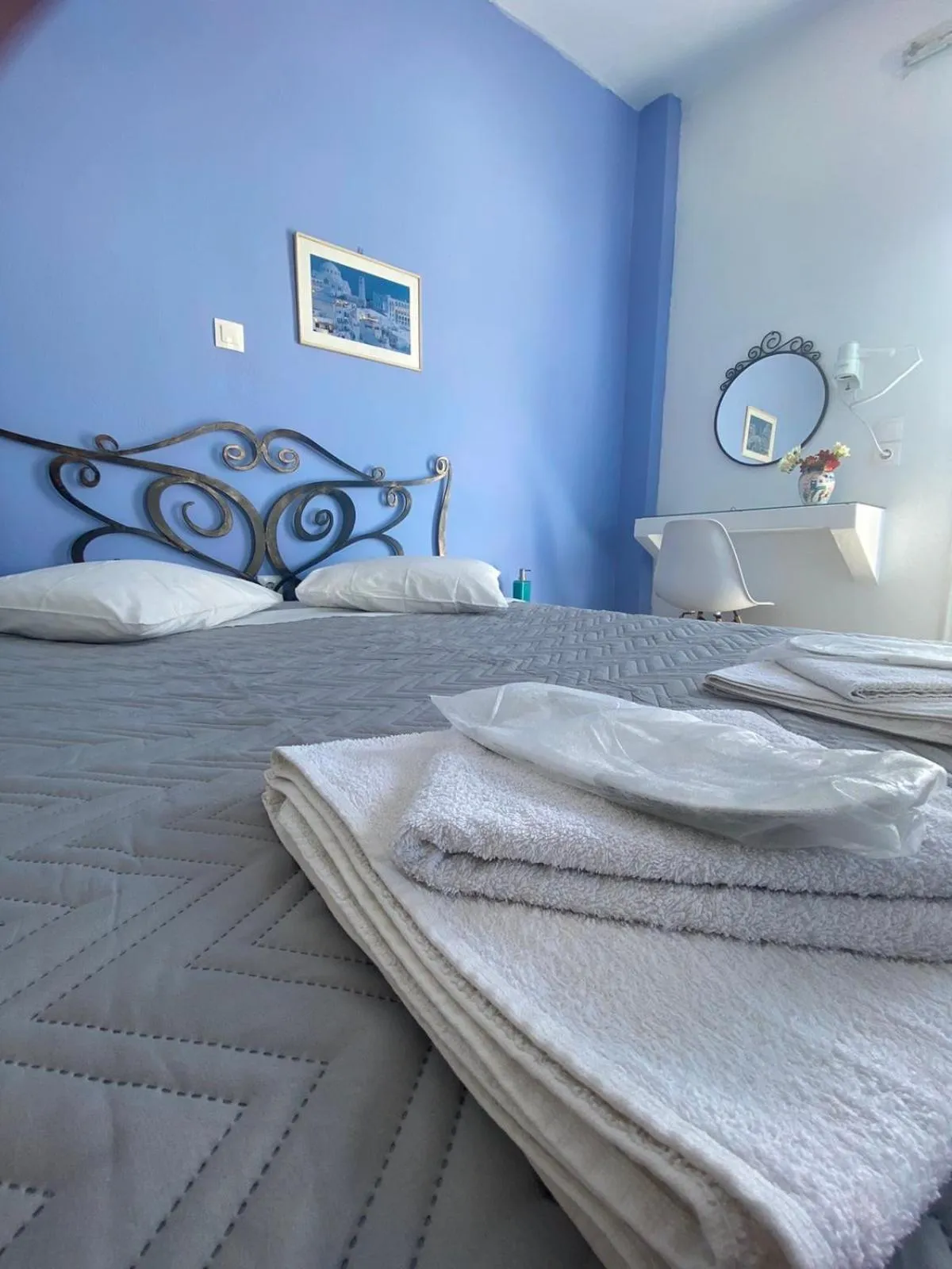 Toilet, Bed in Stella Nomikou Apartments