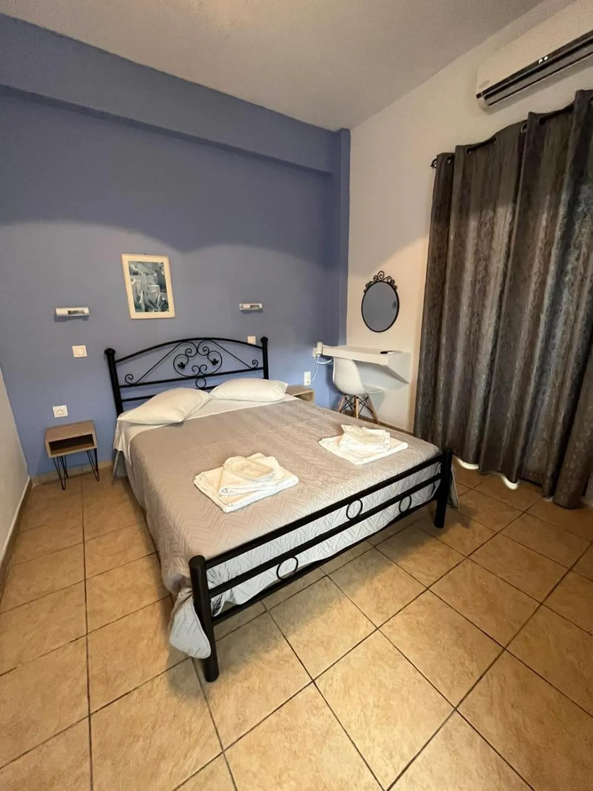 Property building, Bed in Stella Nomikou Apartments