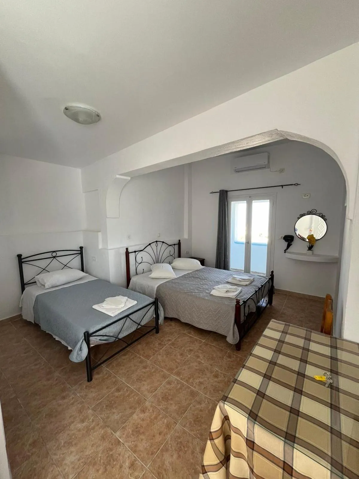 Bed in Stella Nomikou Apartments