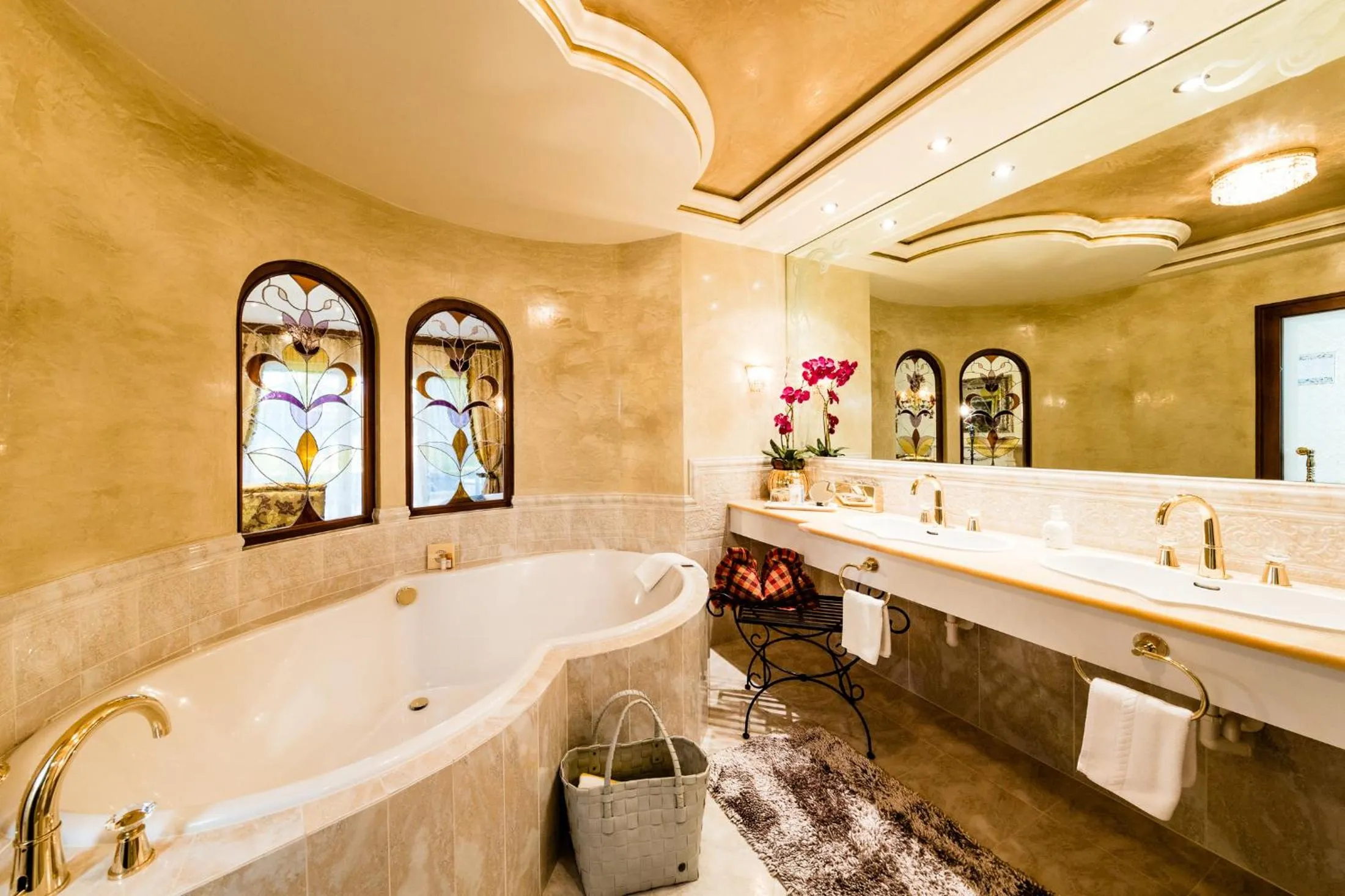 Shower in Hotel Rössl