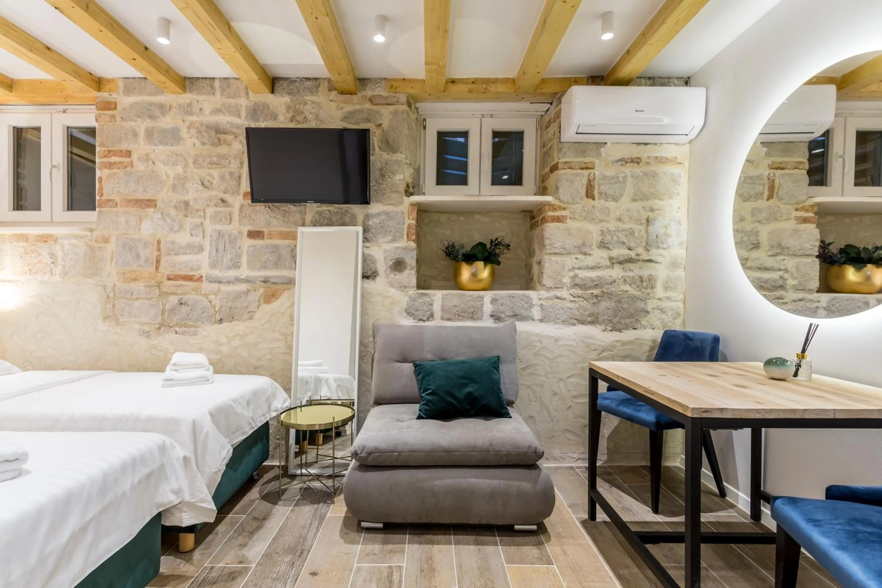 Bed in Miara Luxury Rooms