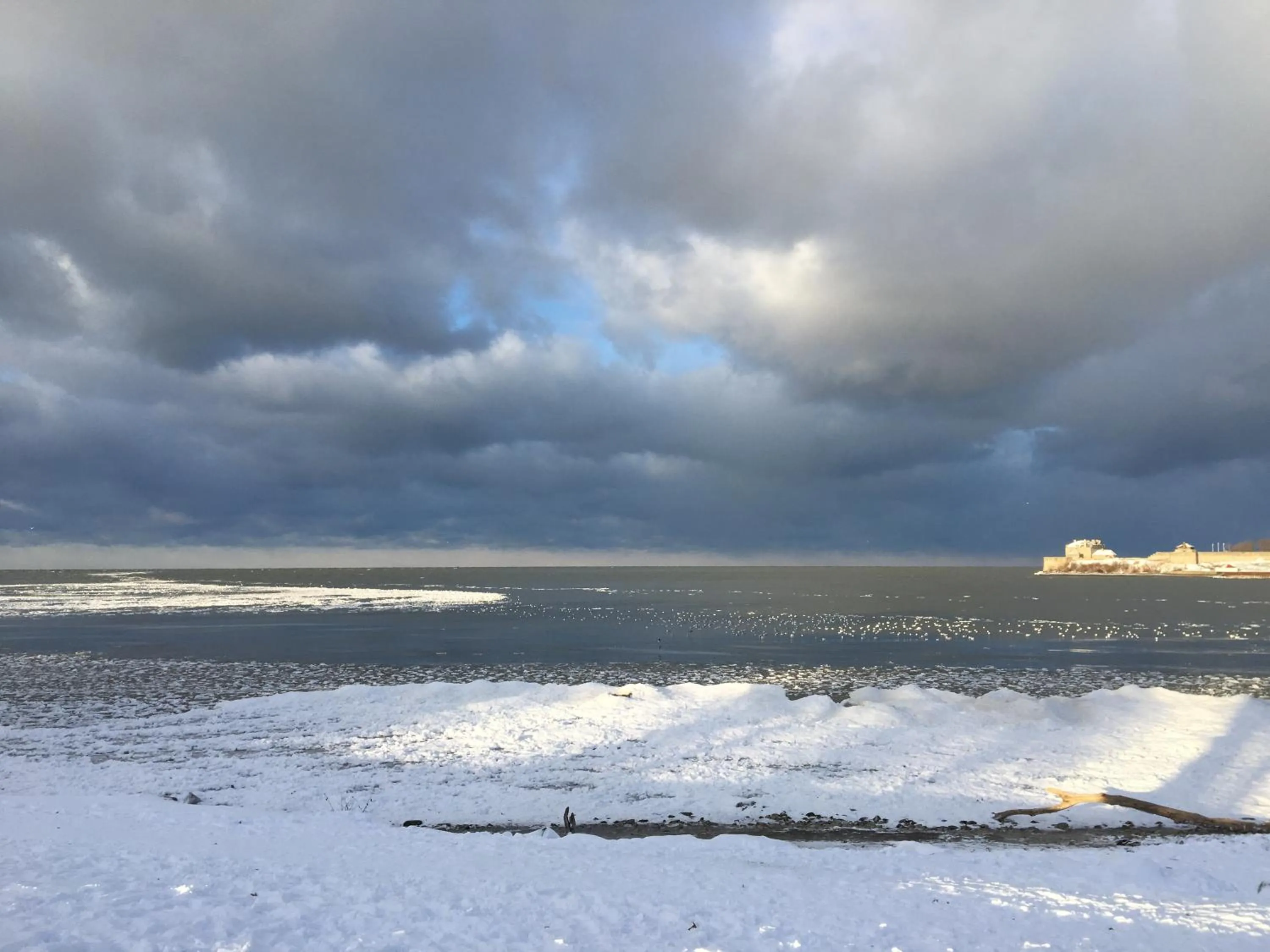 Winter in Finlay House Bed and Breakfast Niagara - on - the - Lake