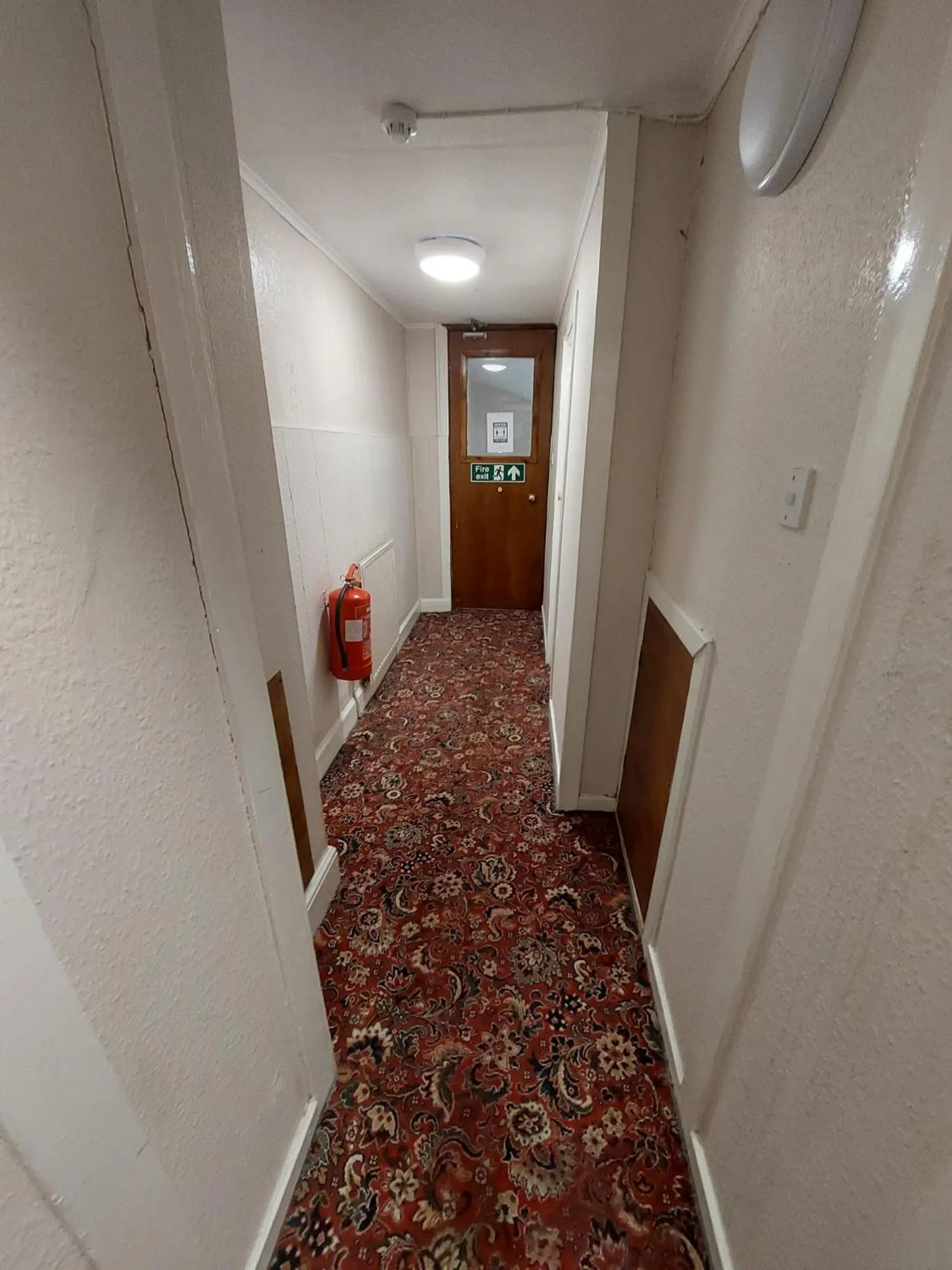 Property building in Edinburgh House Hotel