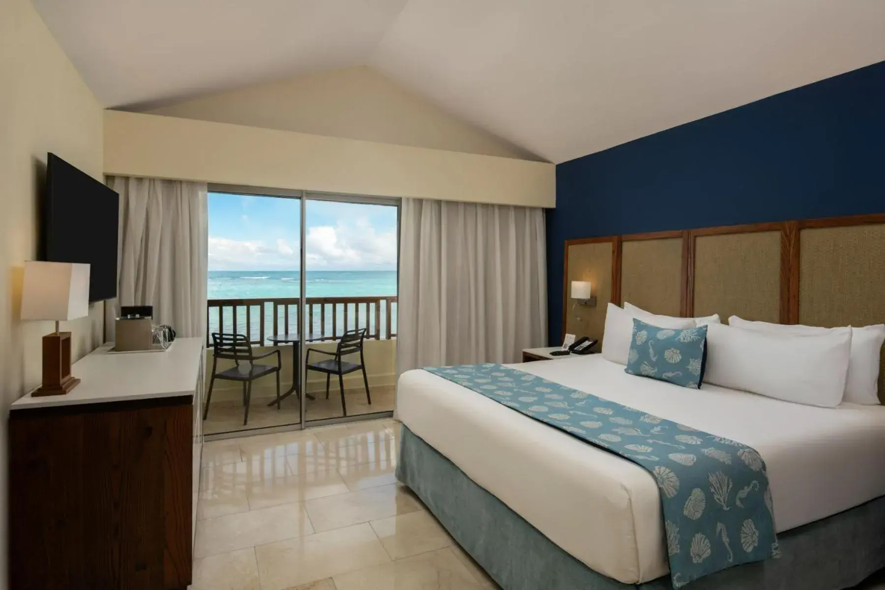 Sea view, Bed in Impressive Premium Punta Cana - All Inclusive Sea view, Bed in Impressive Premium Punta Cana - All Inclusive