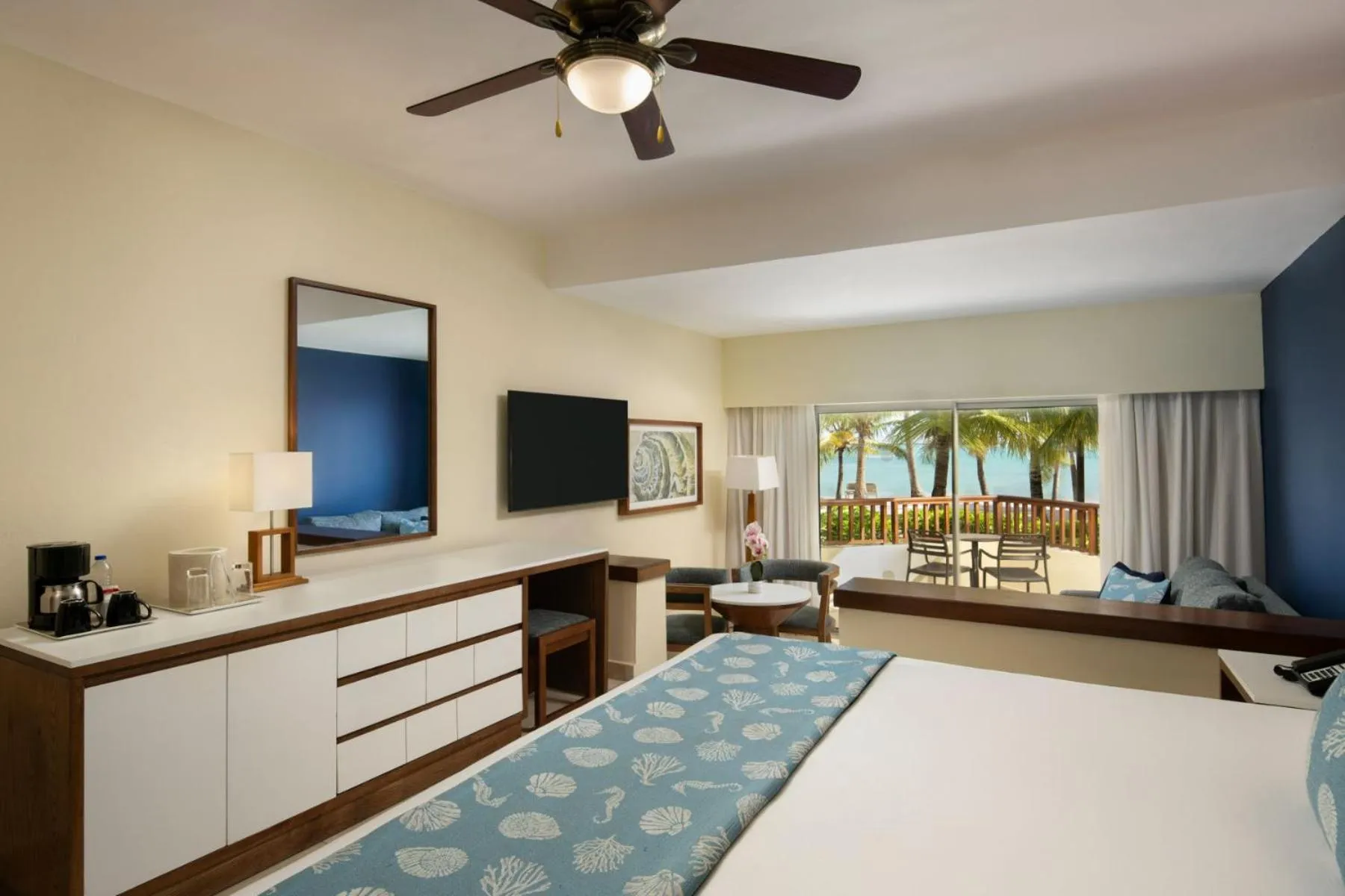 Bed in Impressive Premium Punta Cana - All Inclusive
