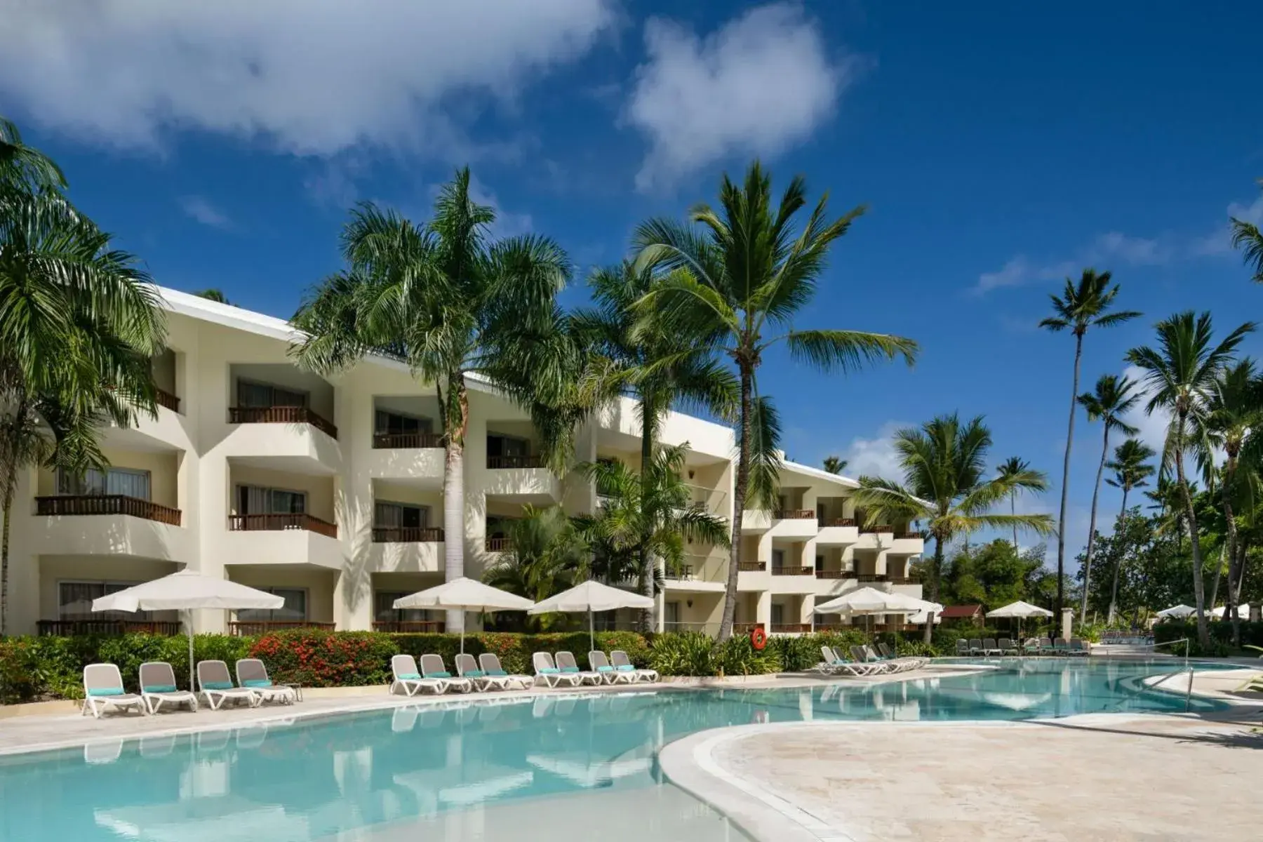 Swimming pool in Impressive Premium Punta Cana - All Inclusive Swimming pool in Impressive Premium Punta Cana - All Inclusive