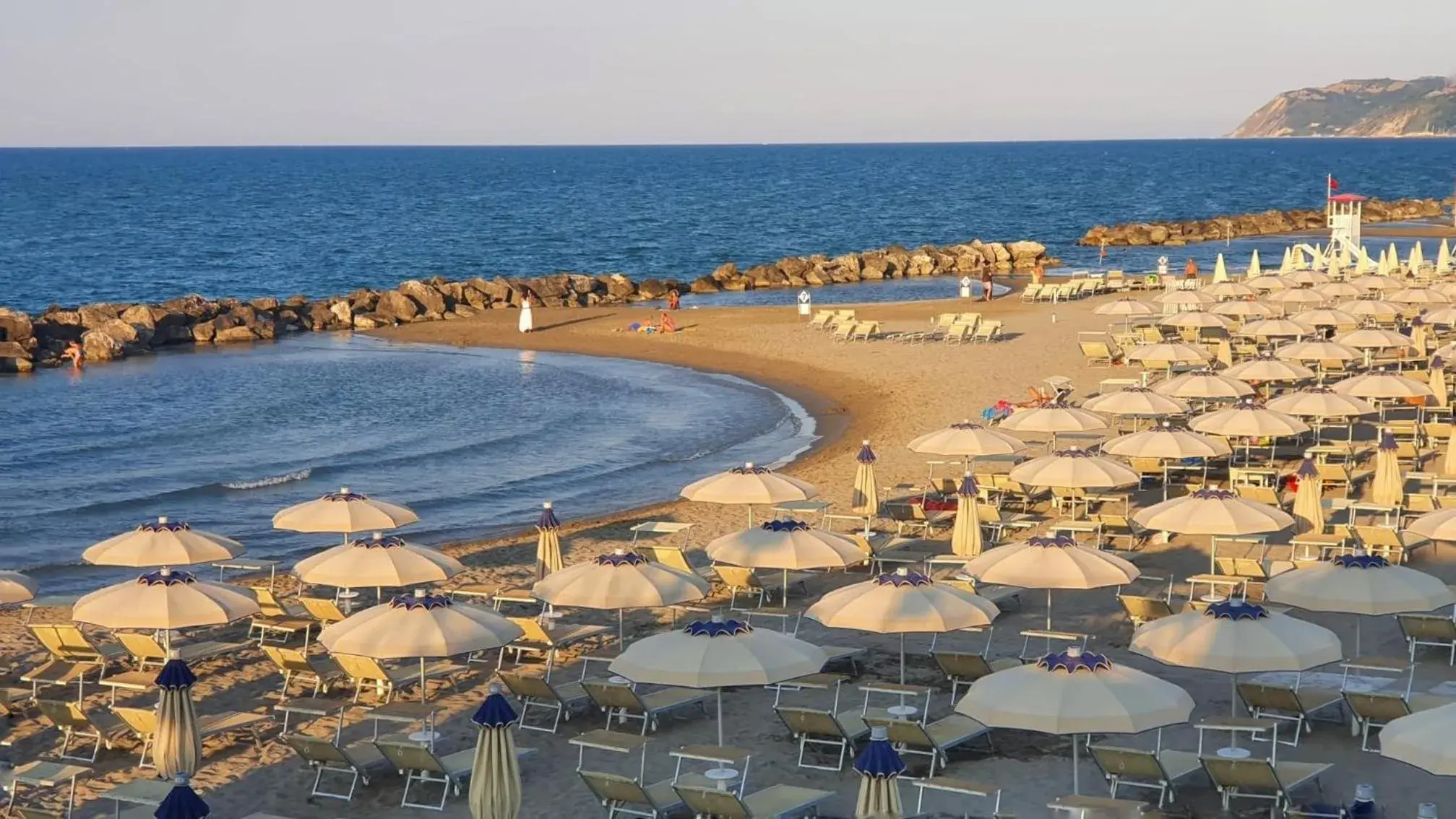 Hotel Holiday Sunshine Summer Hotel Holiday Sunshine Summer